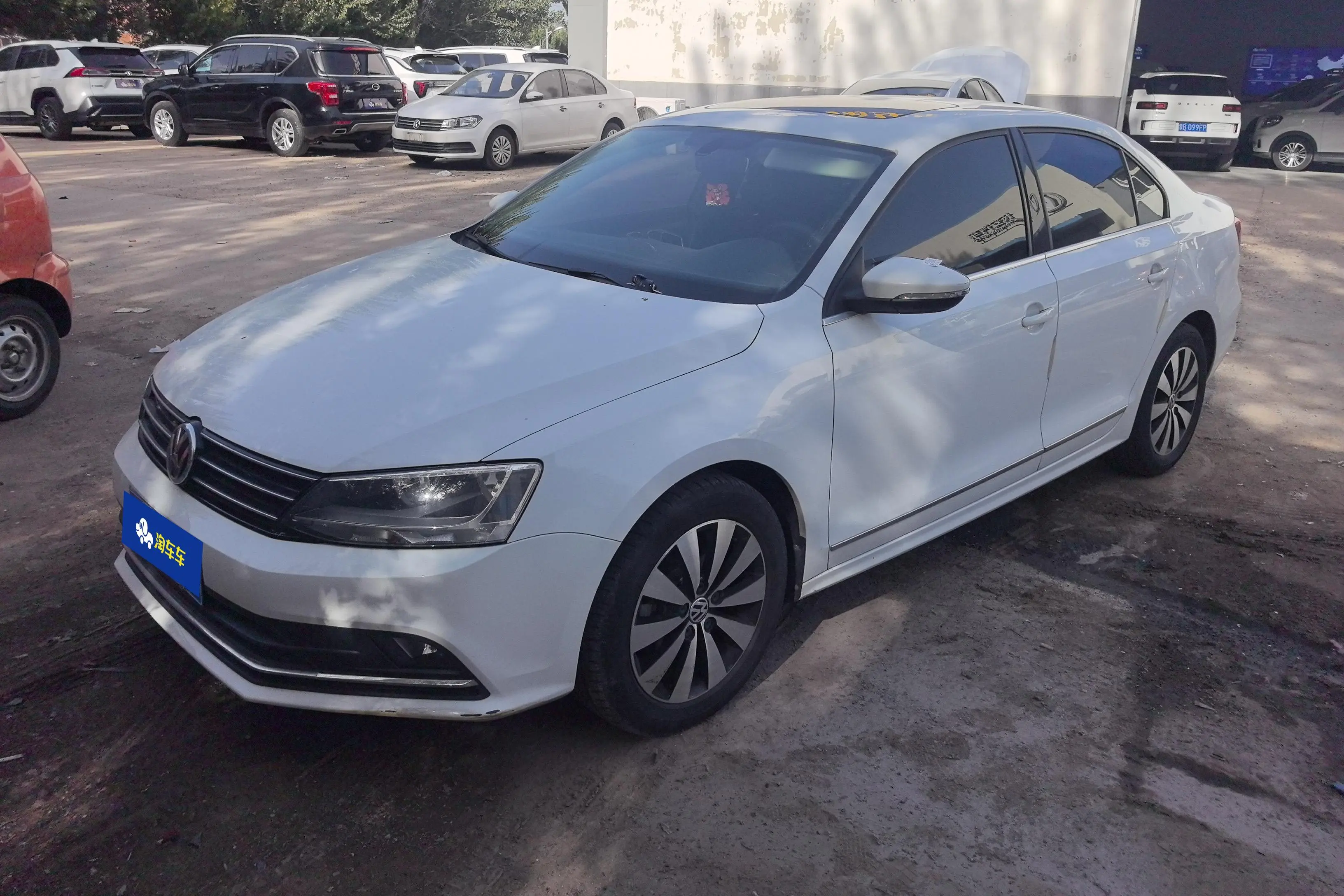 Volkswagen Sagitar