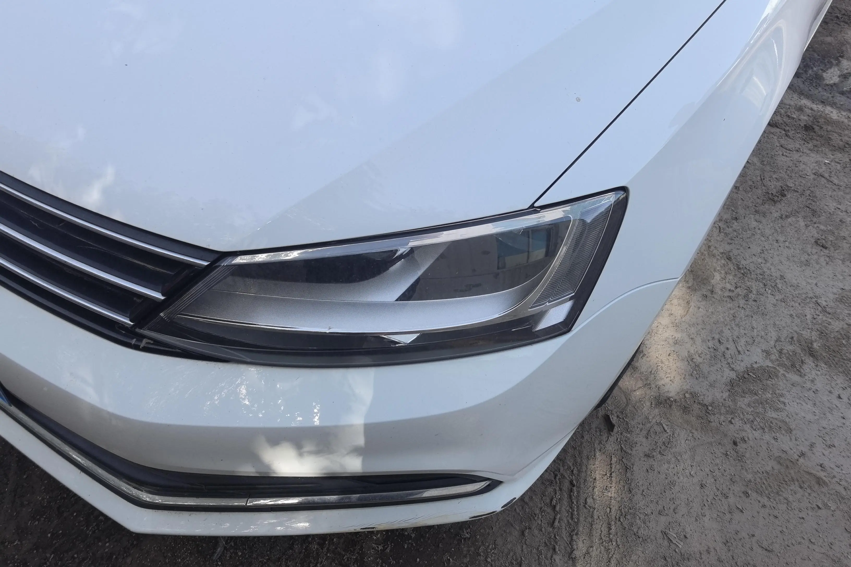 Volkswagen Sagitar
