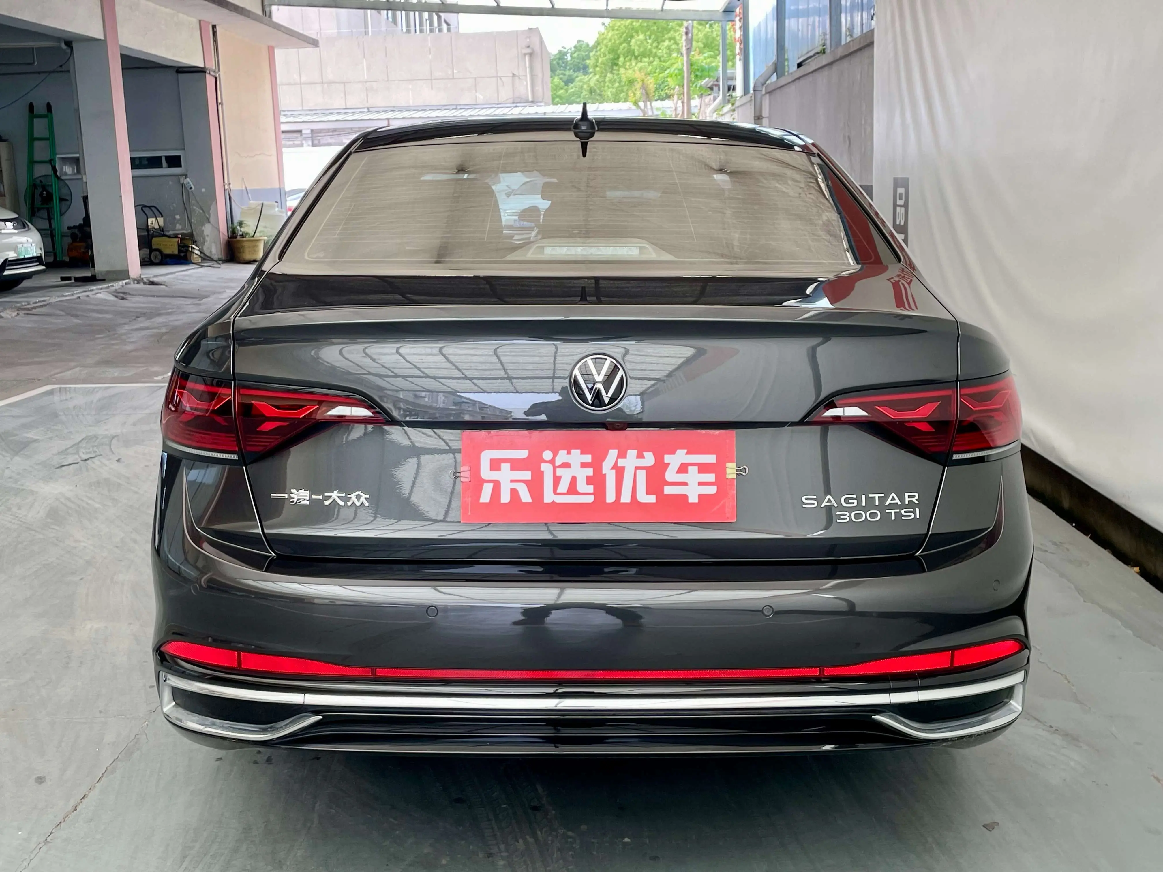Volkswagen Sagitar