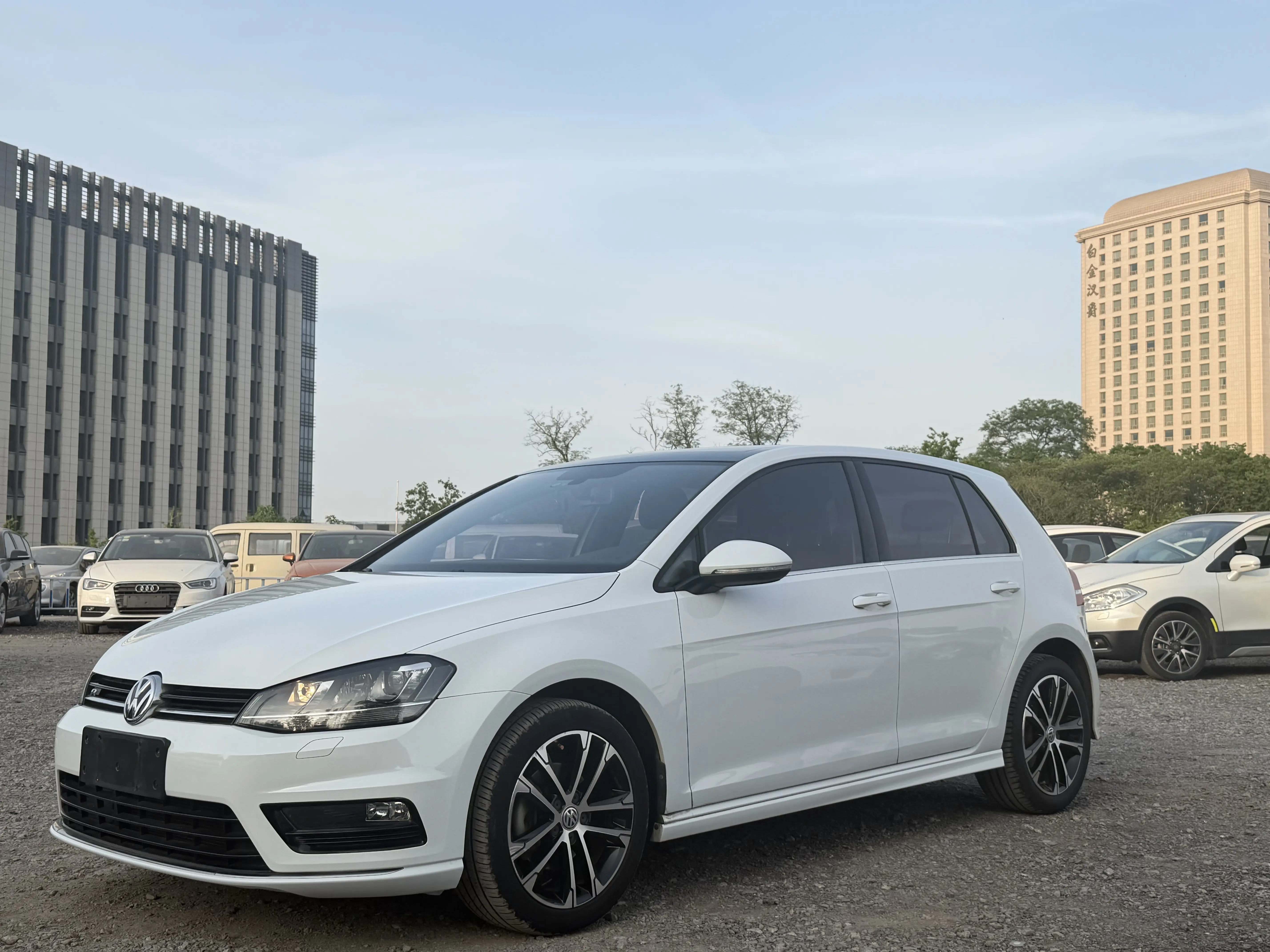 Volkswagen golf