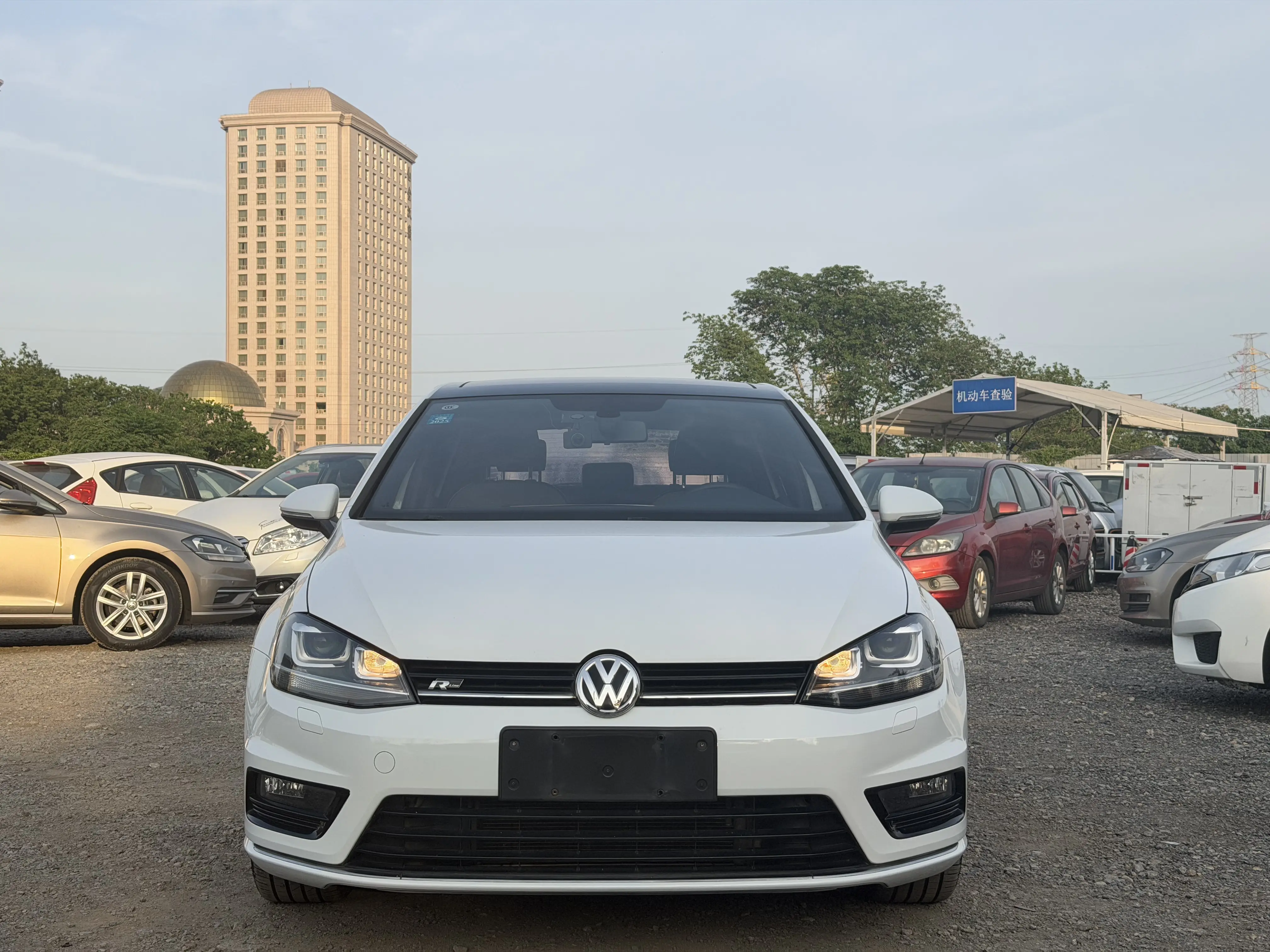 Volkswagen golf