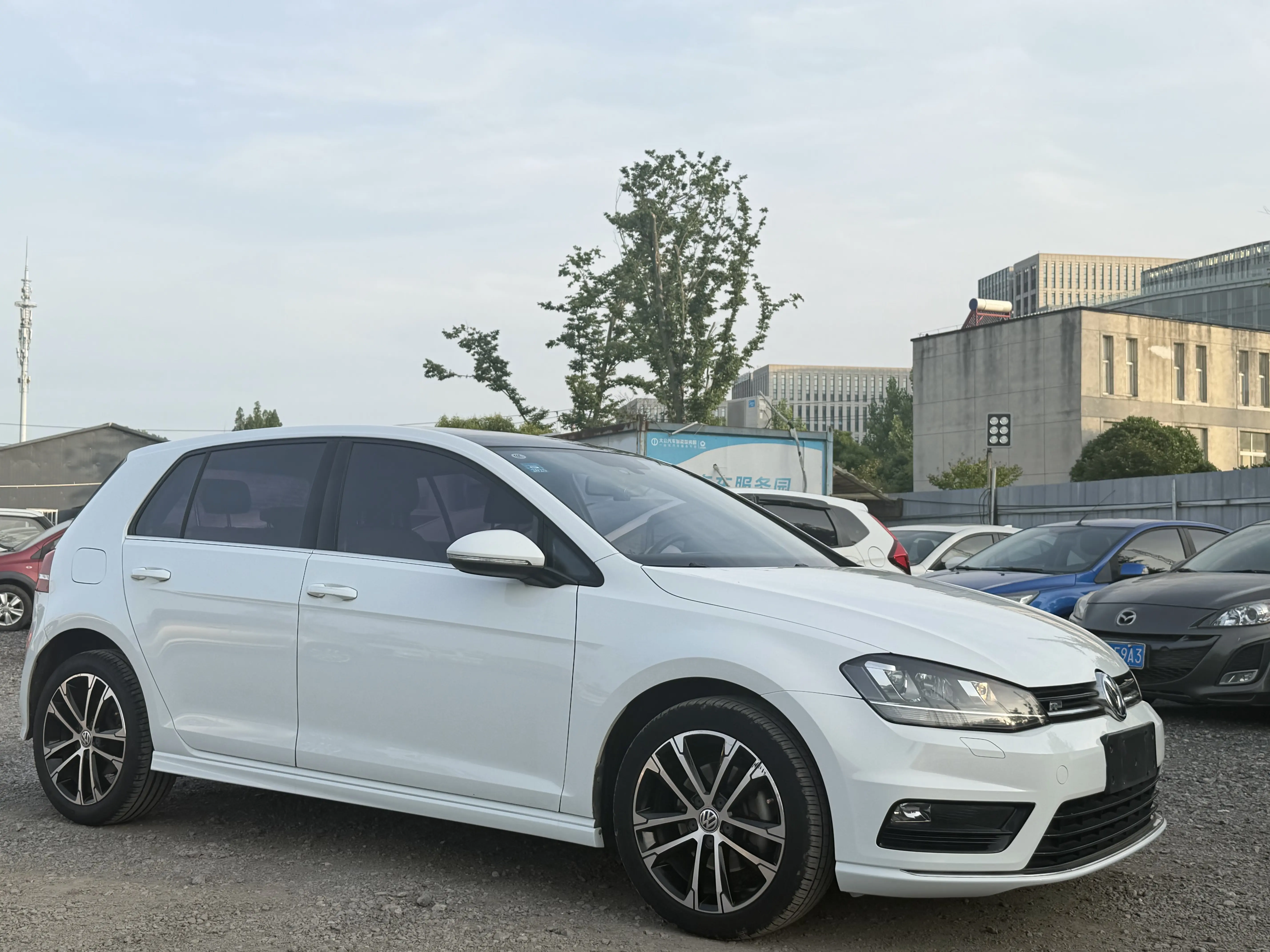 Volkswagen golf