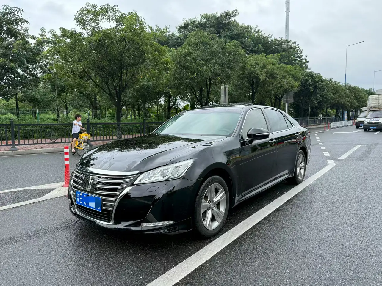 Toyota crown