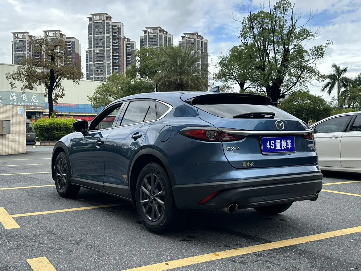 Mazda CX-4