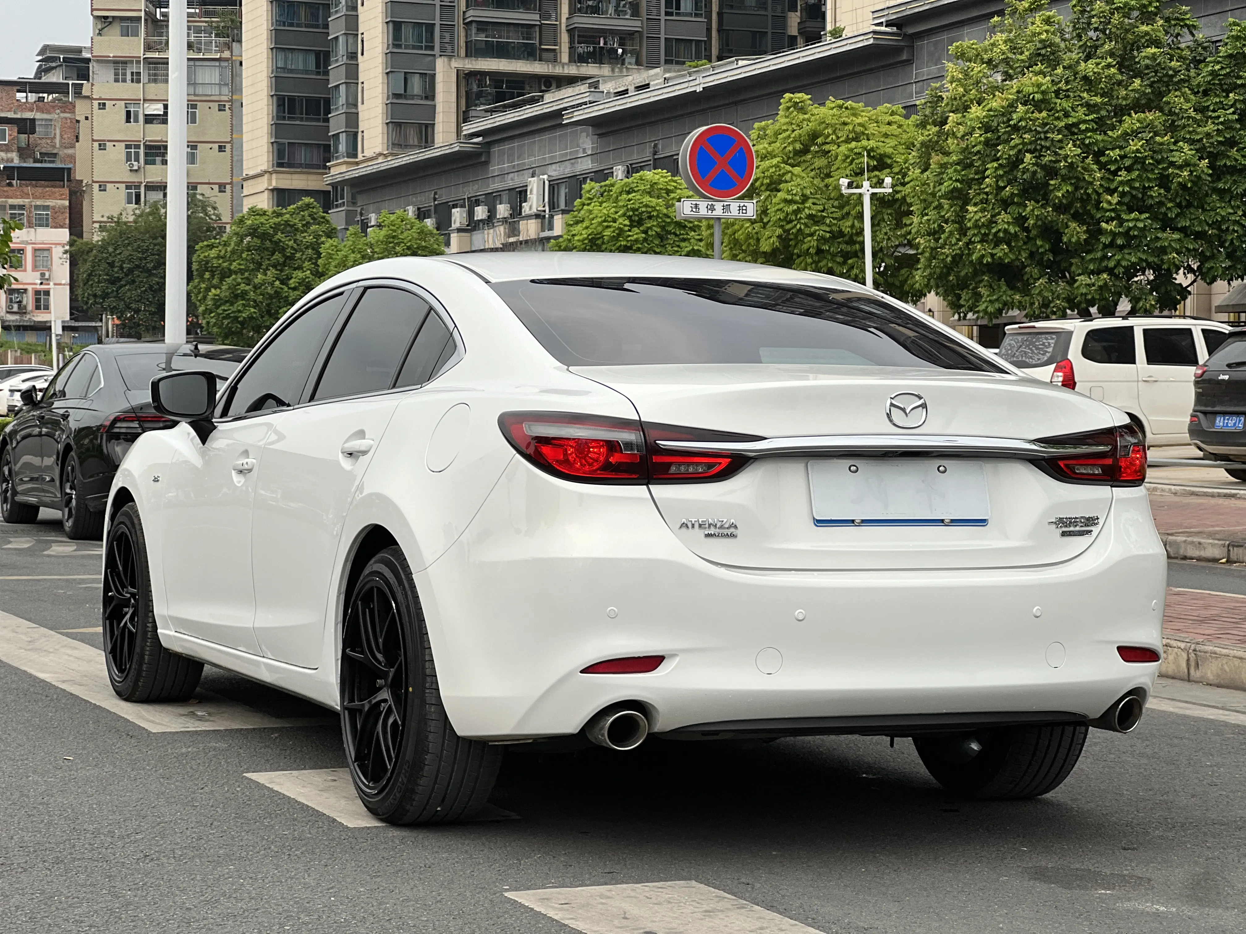 Mazda Atenza