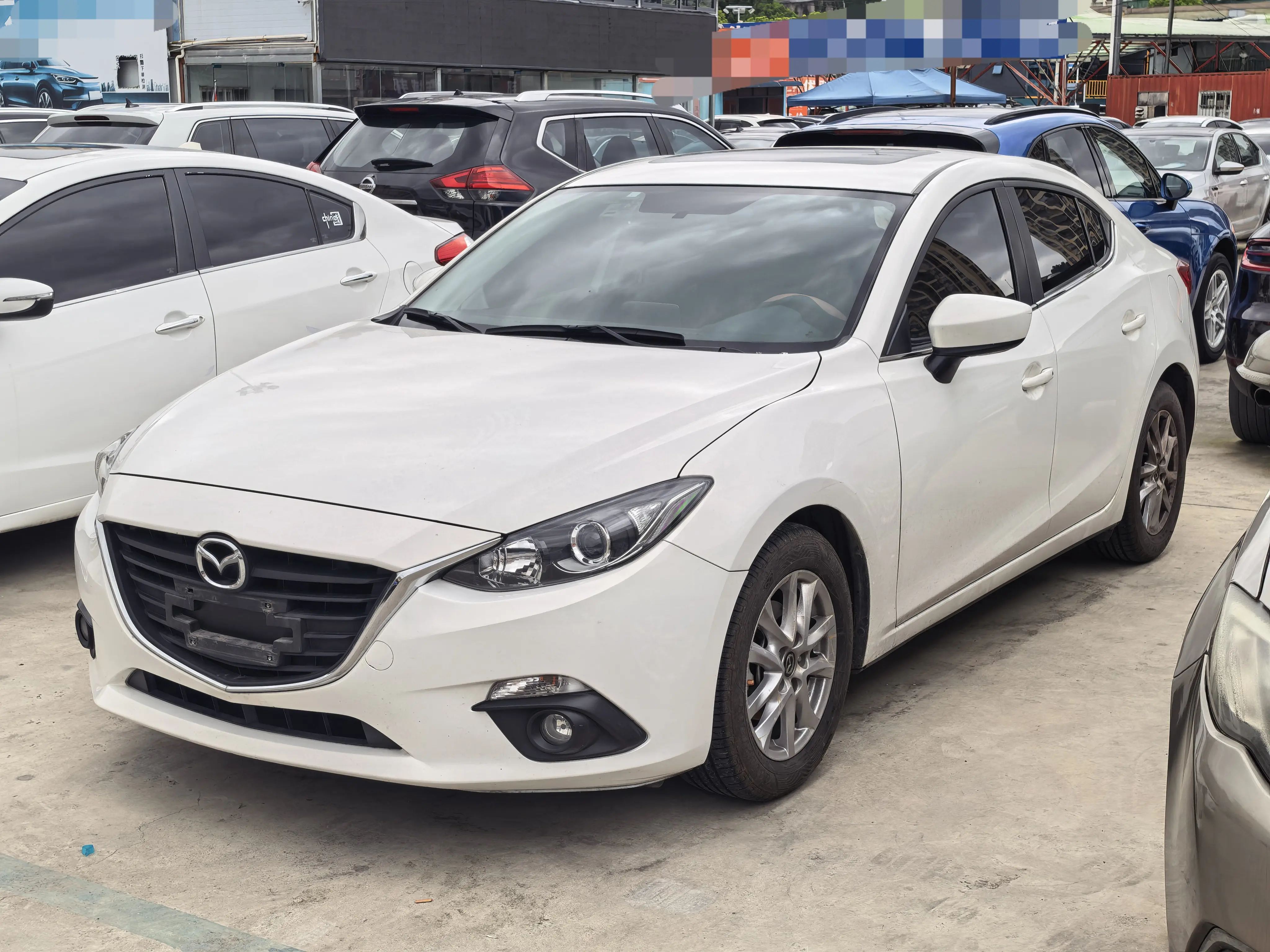 Mazda Axela