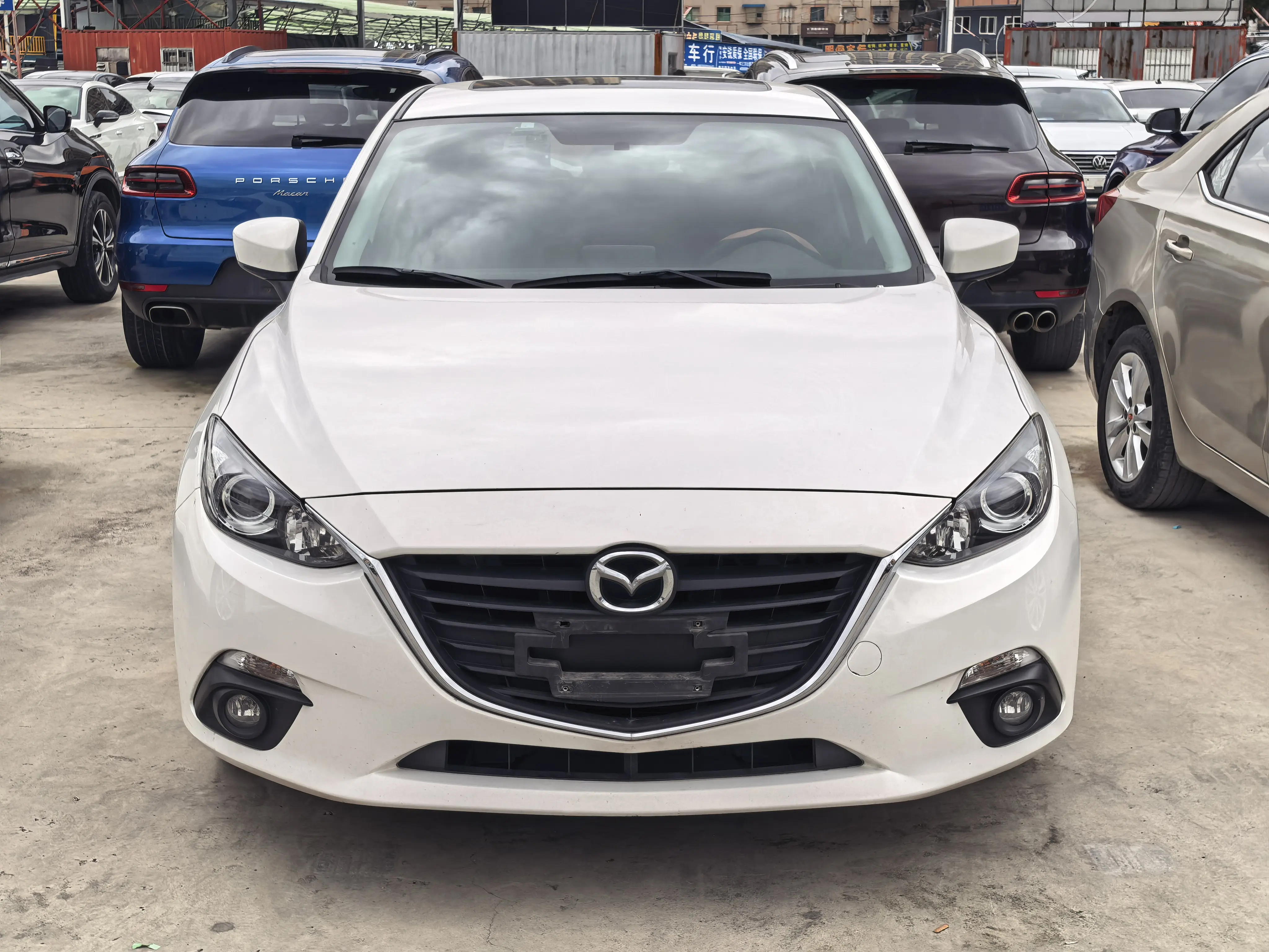 Mazda Axela