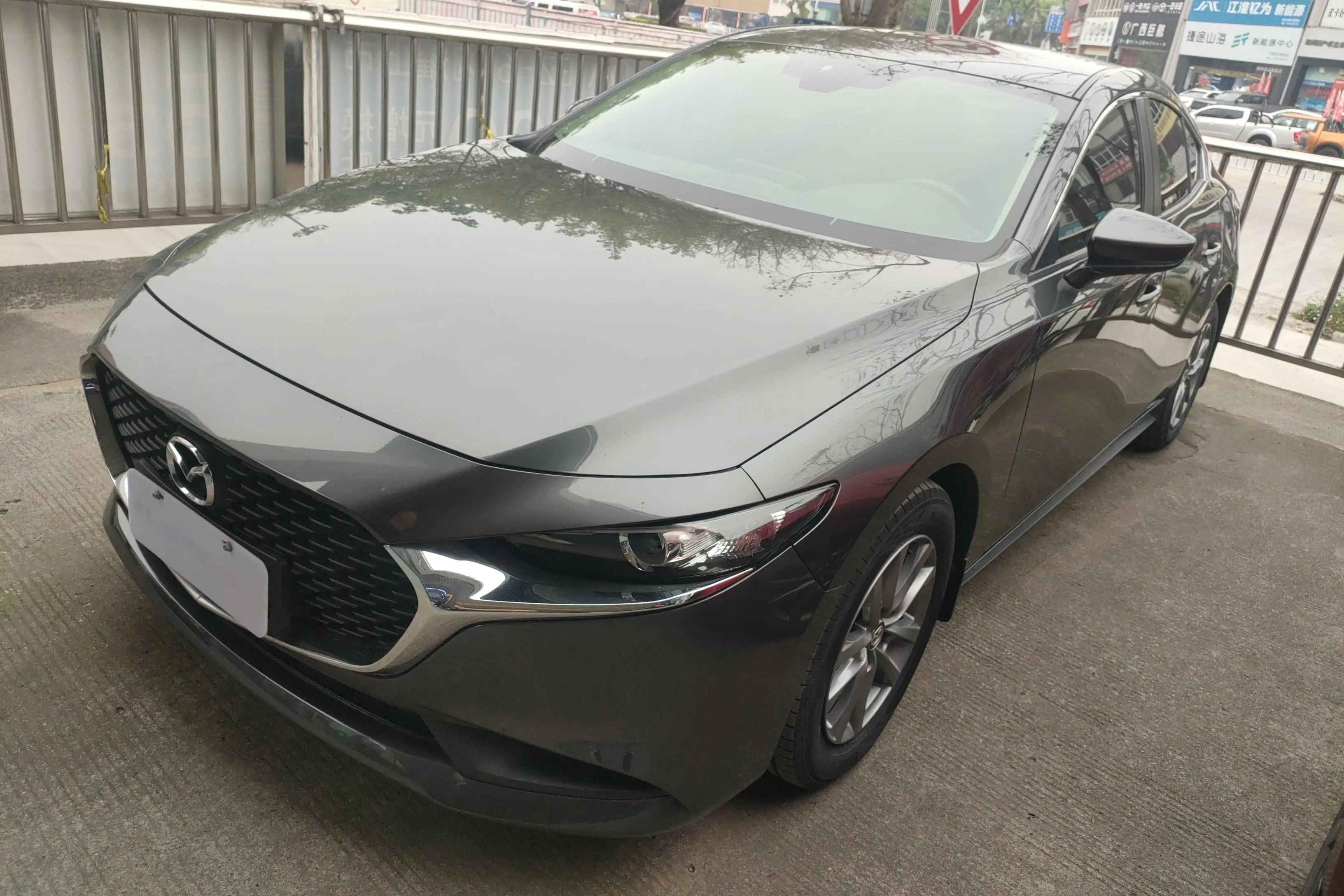 Mazda Axela