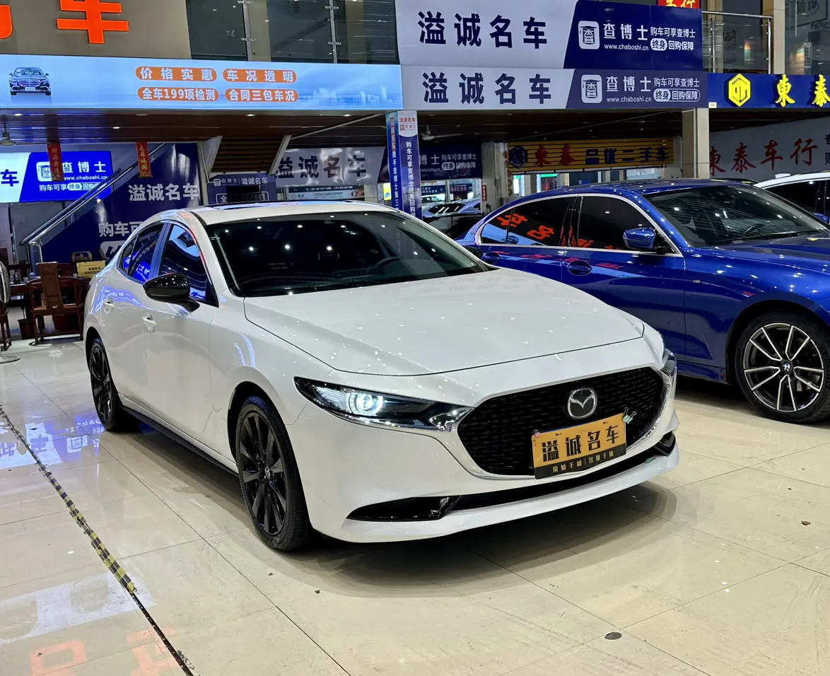Mazda Axela