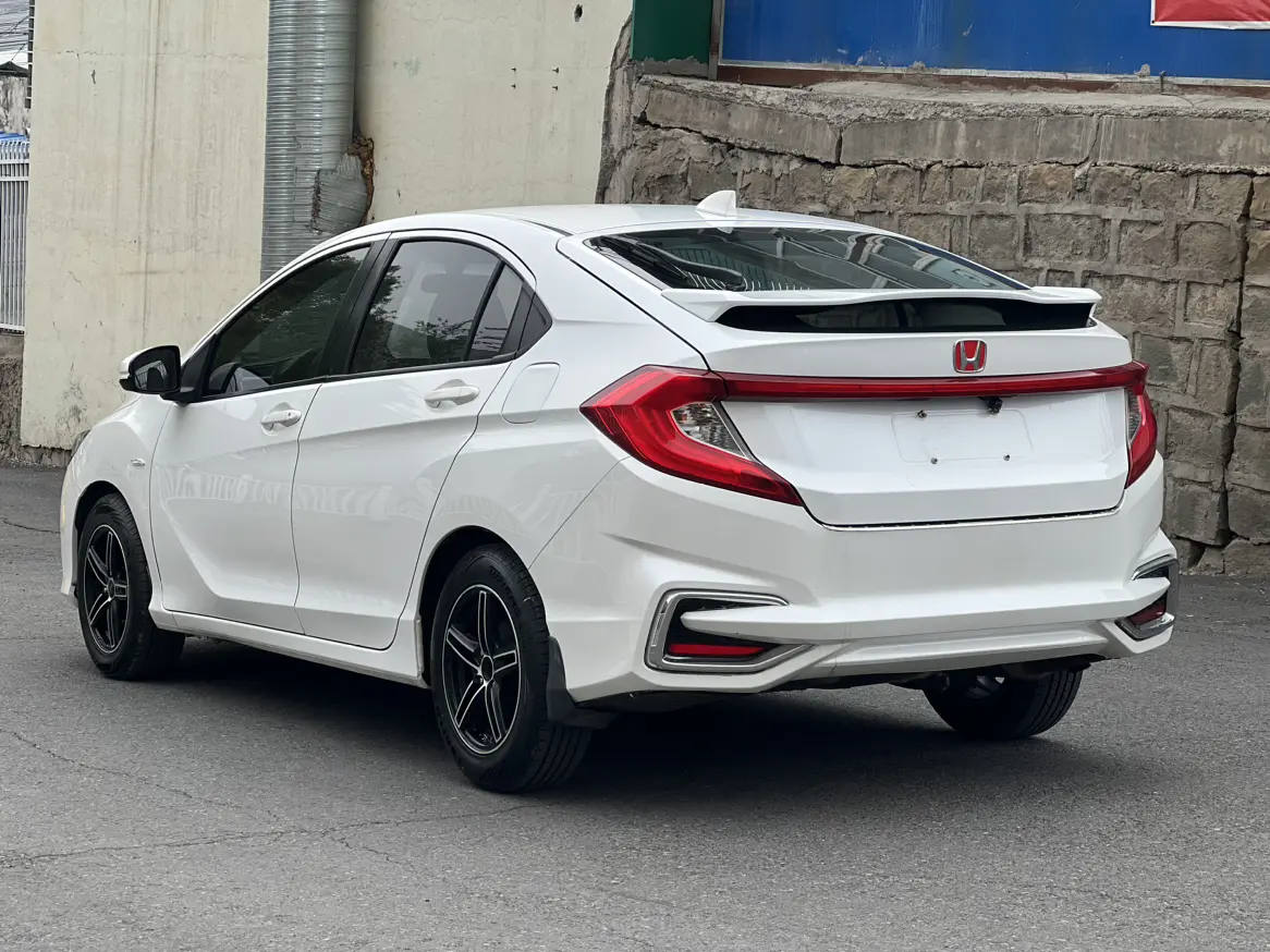 Honda Gienia