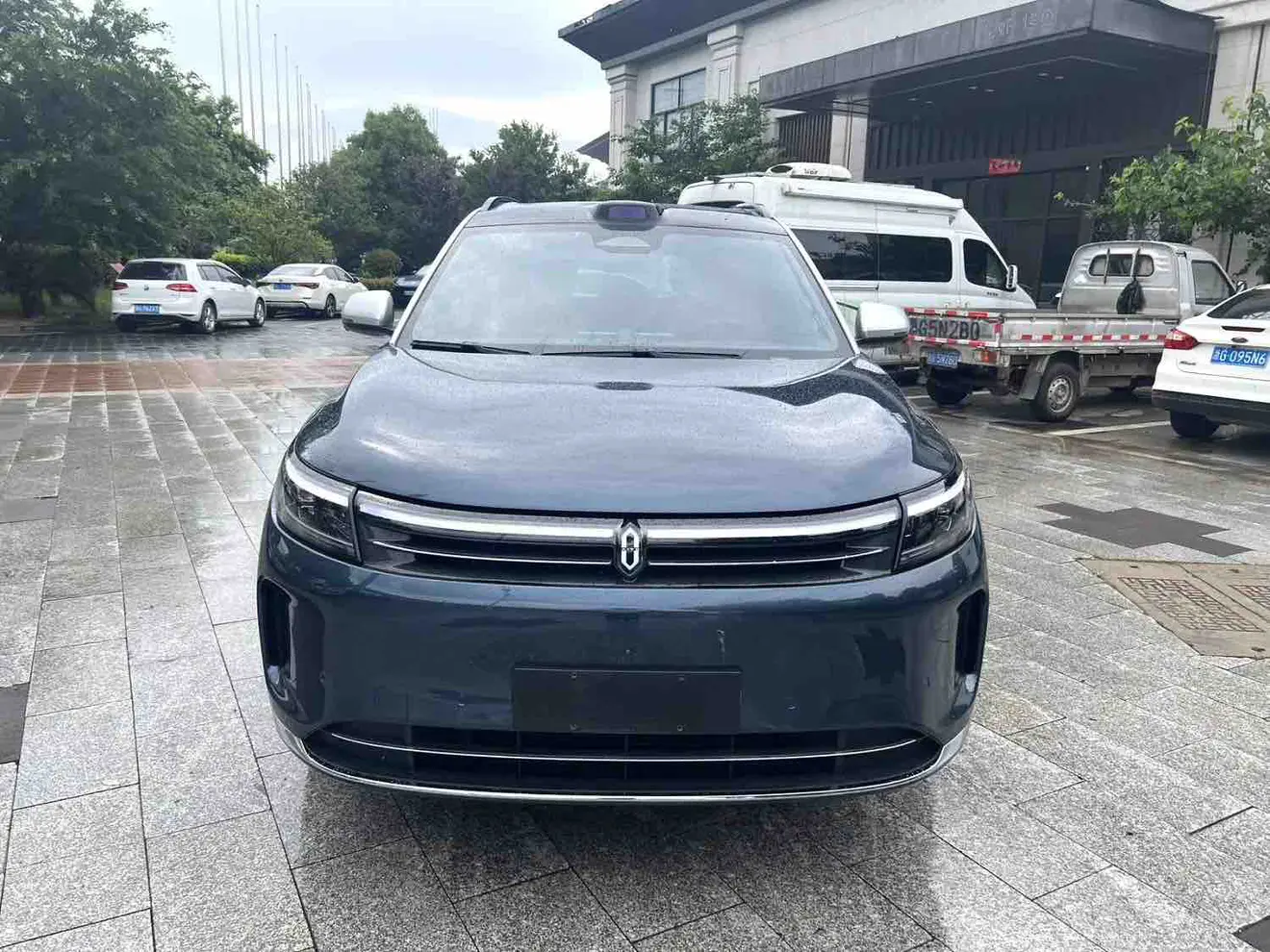 AITO M7