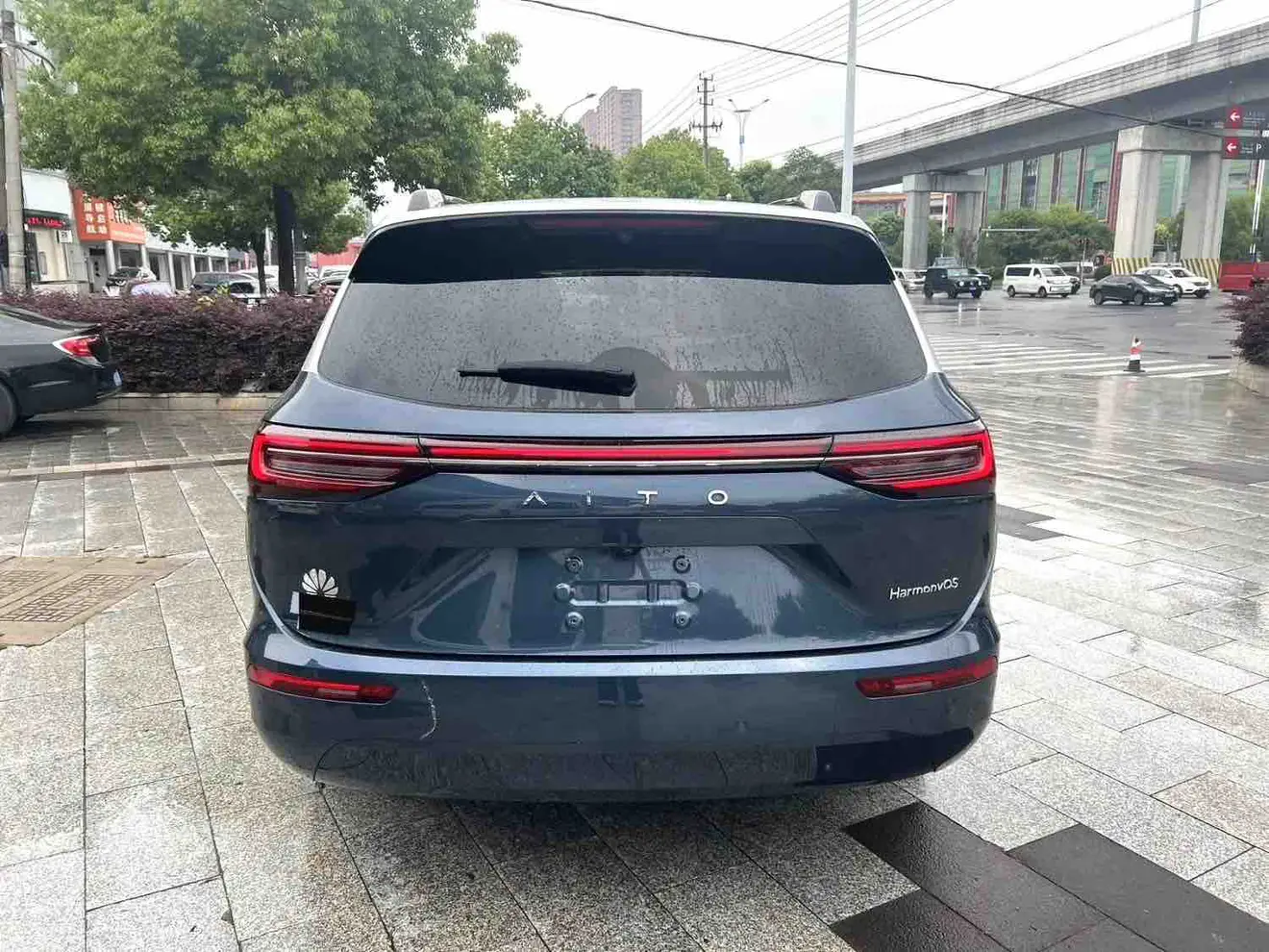 AITO M7