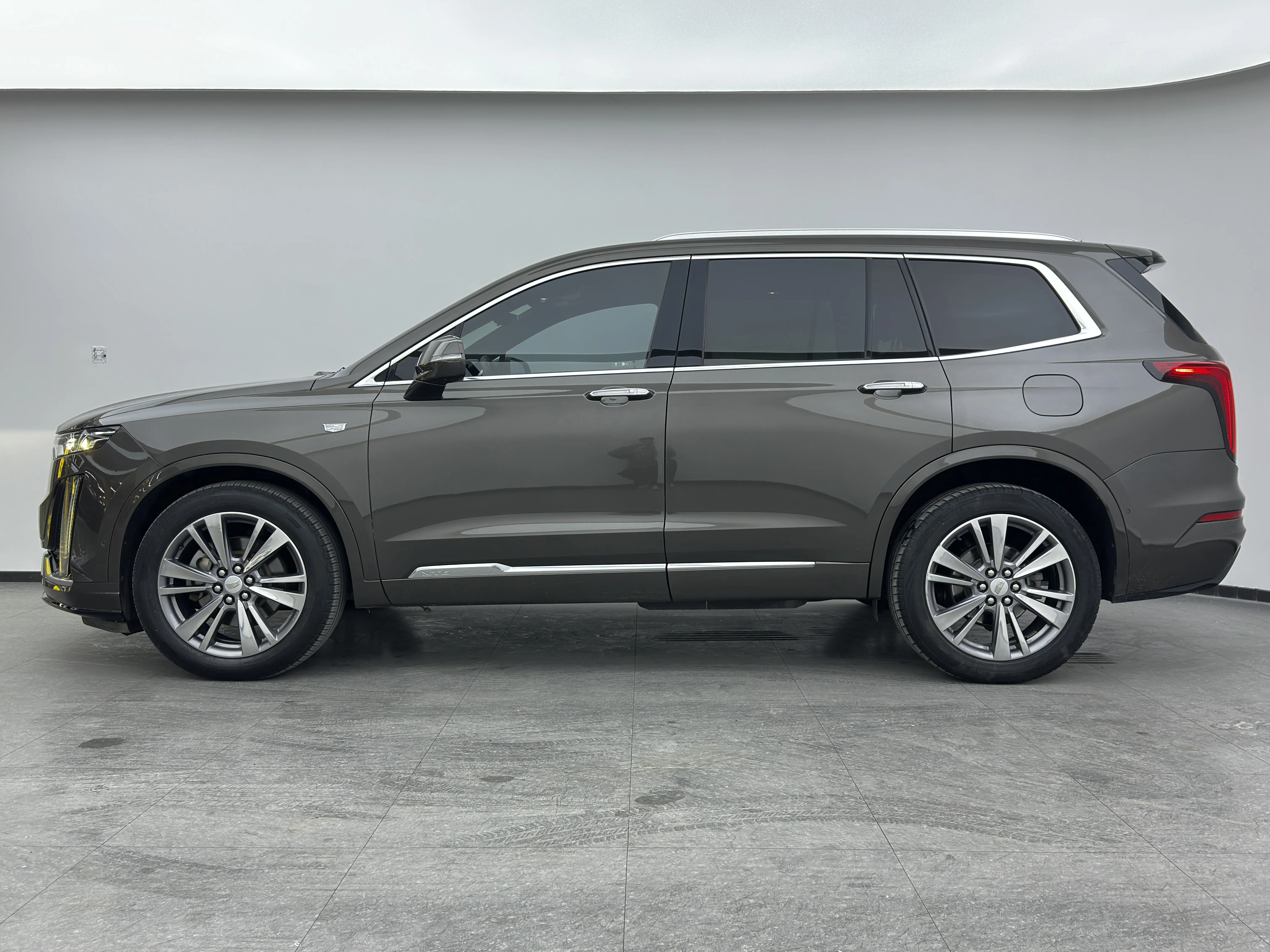 Cadillac XT6