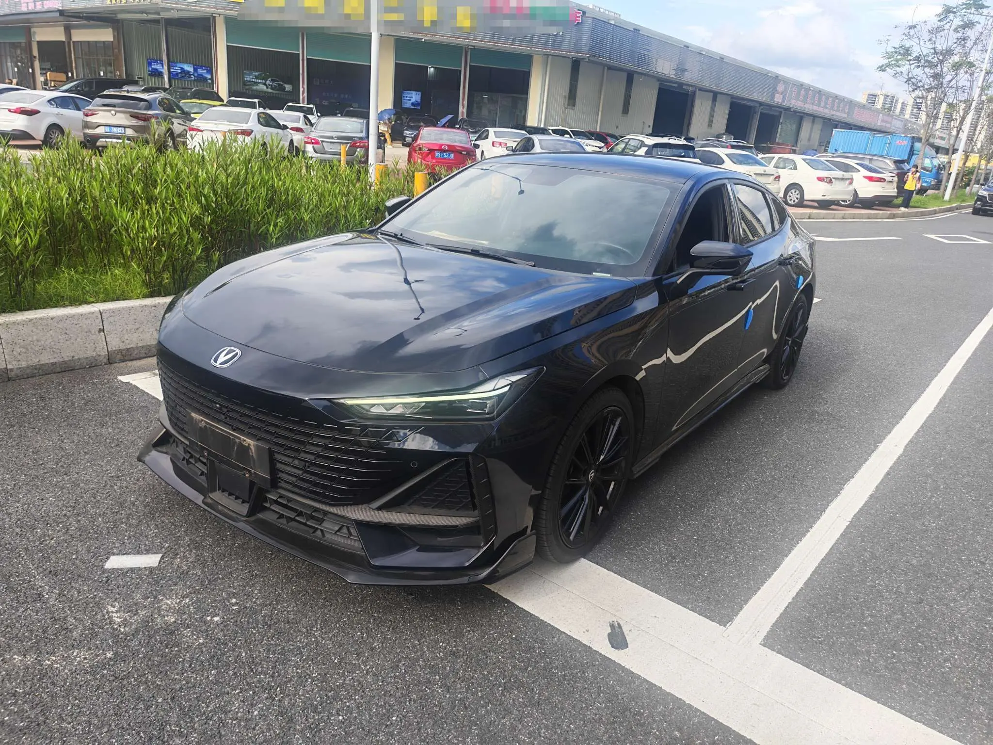 Changan UNI-V