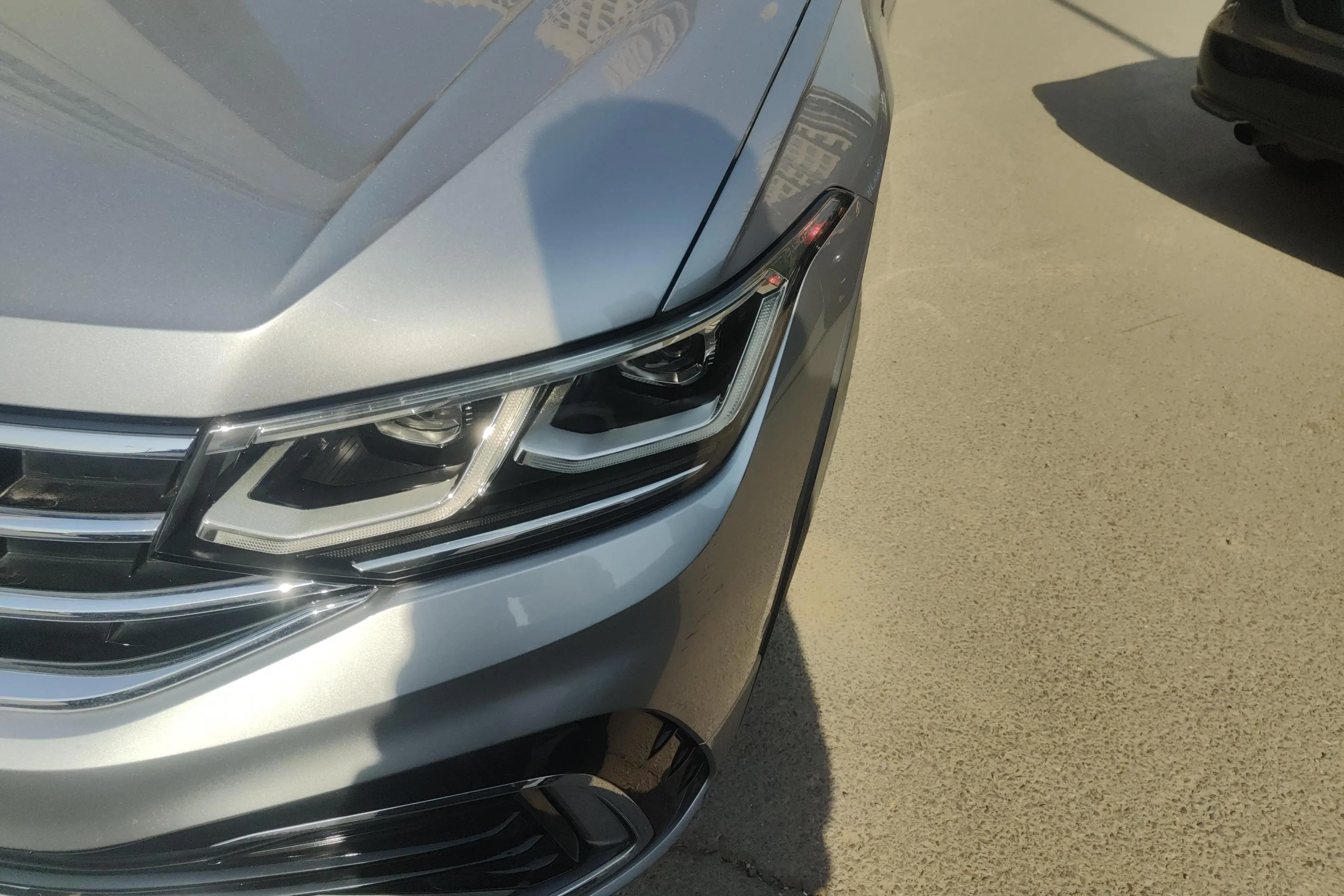 Volkswagen Tiguan L PHEV