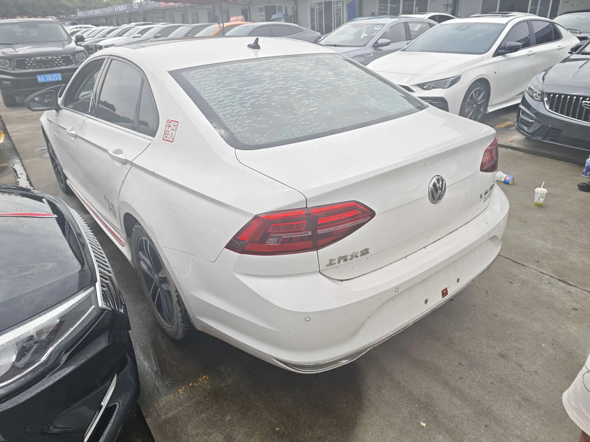 Volkswagen Lamando