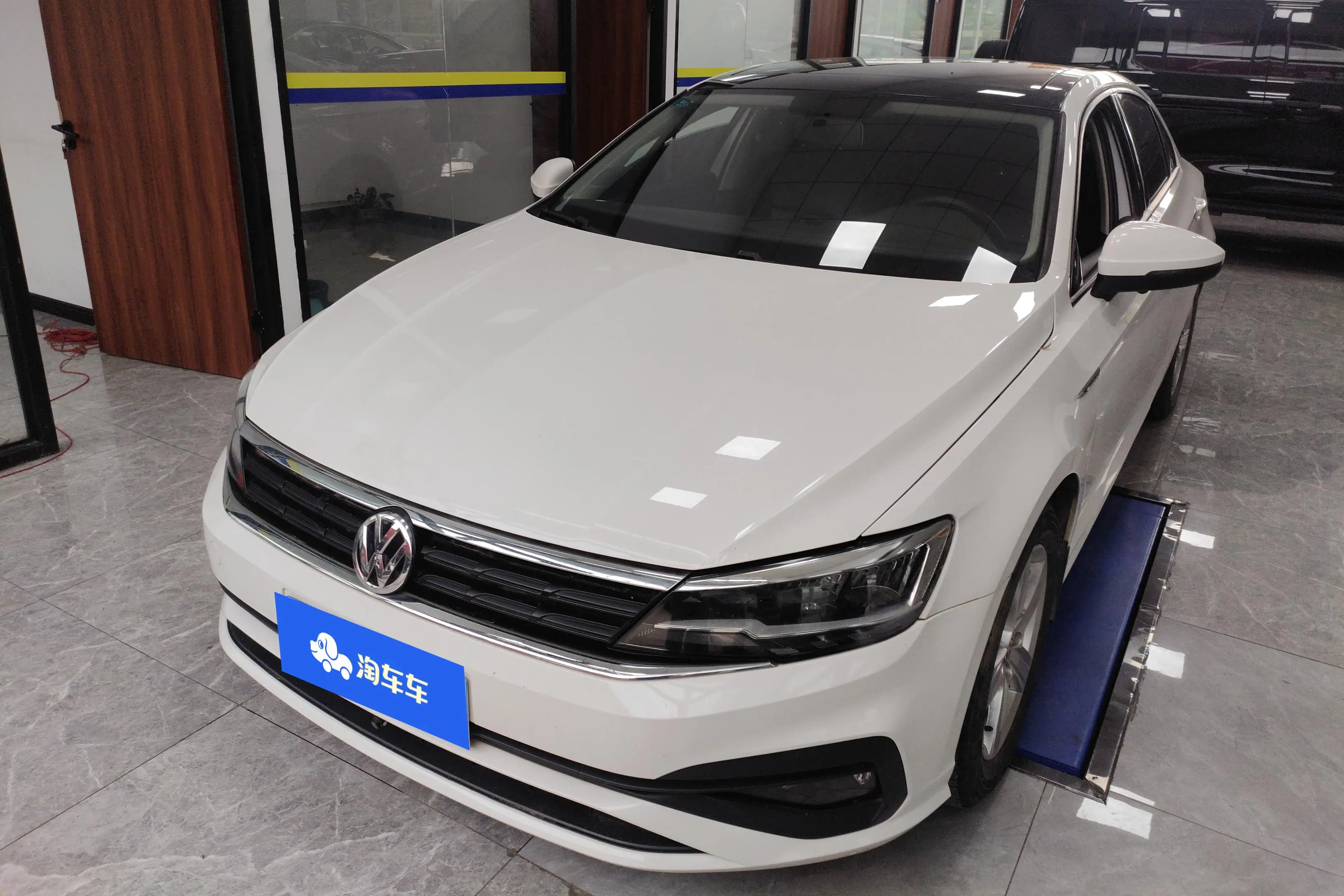 Volkswagen Lamando
