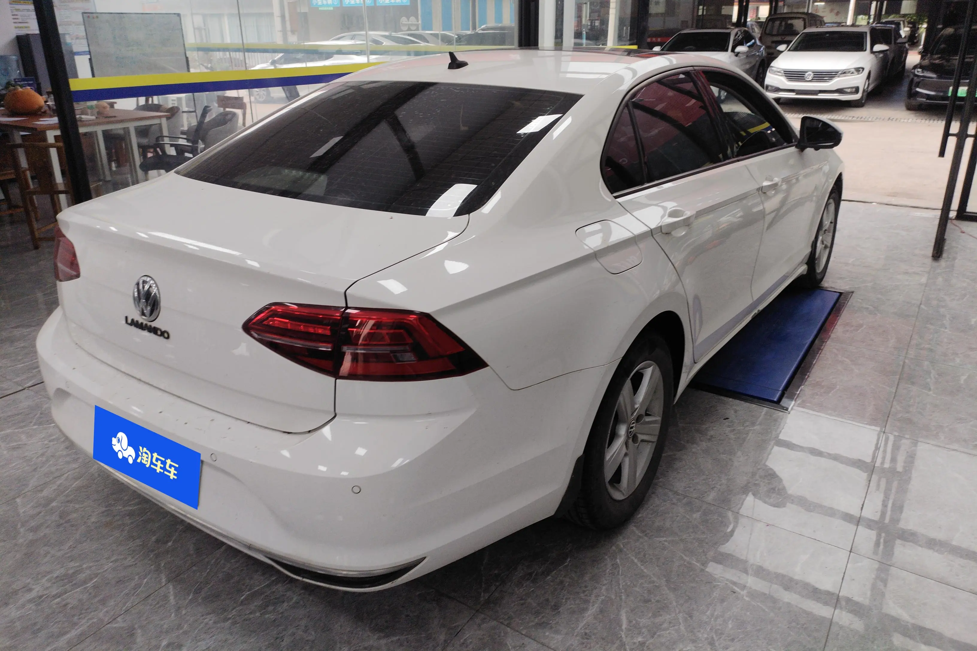 Volkswagen Lamando