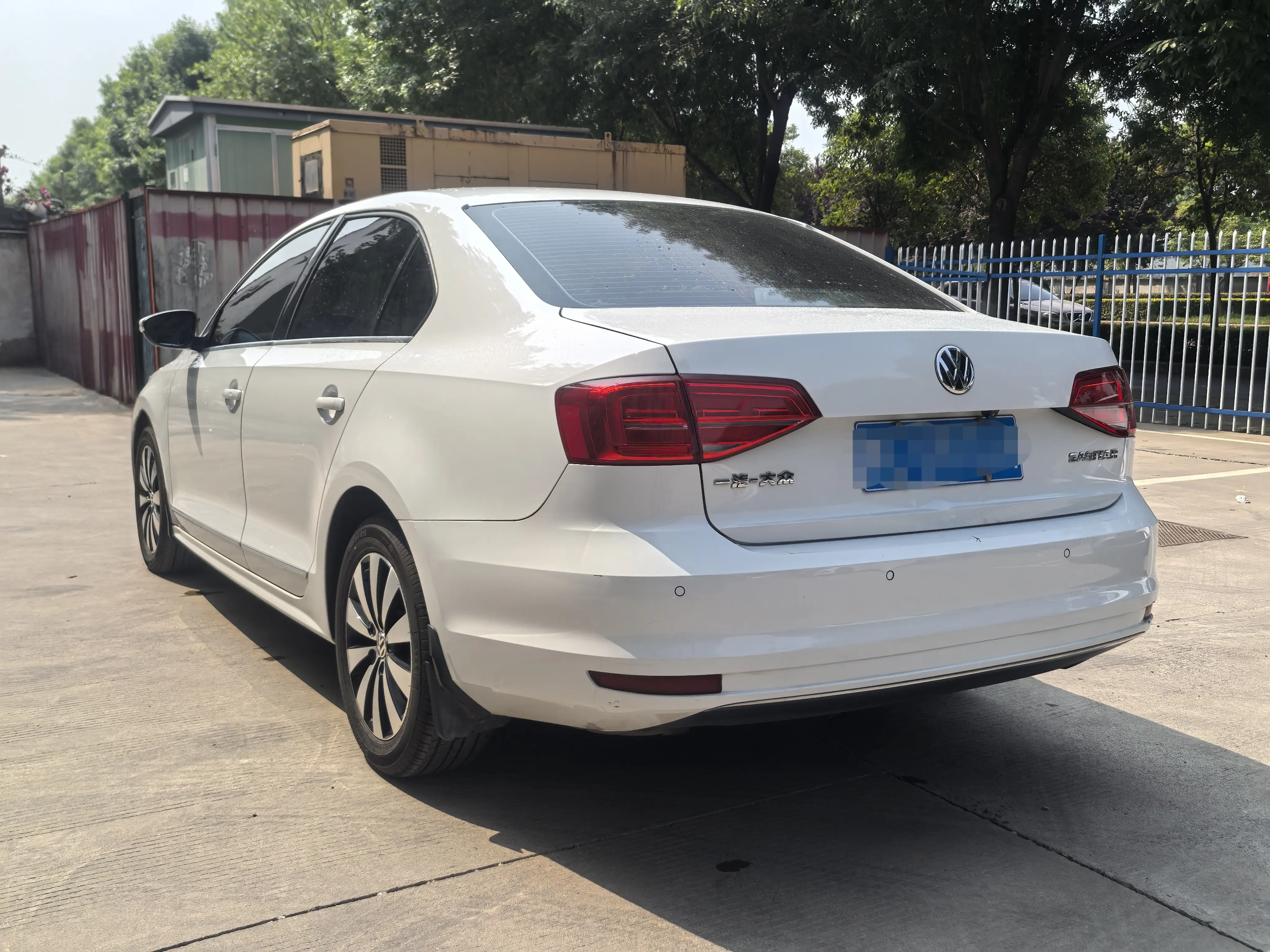 Volkswagen Sagitar
