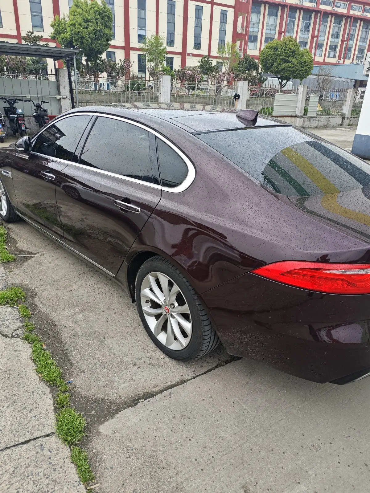 Jaguar XFL