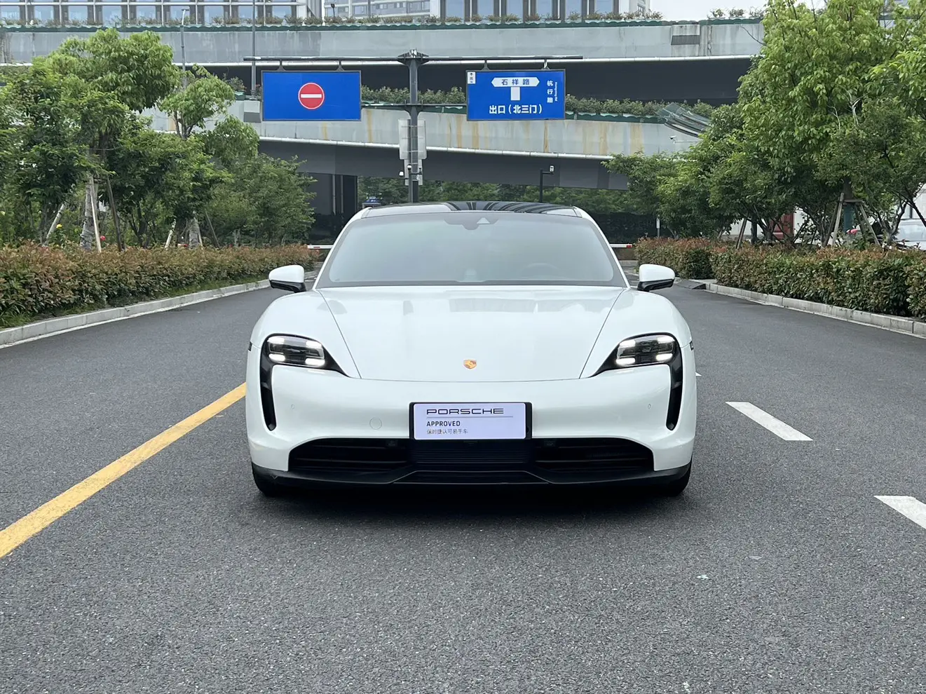 Porsche Taycan
