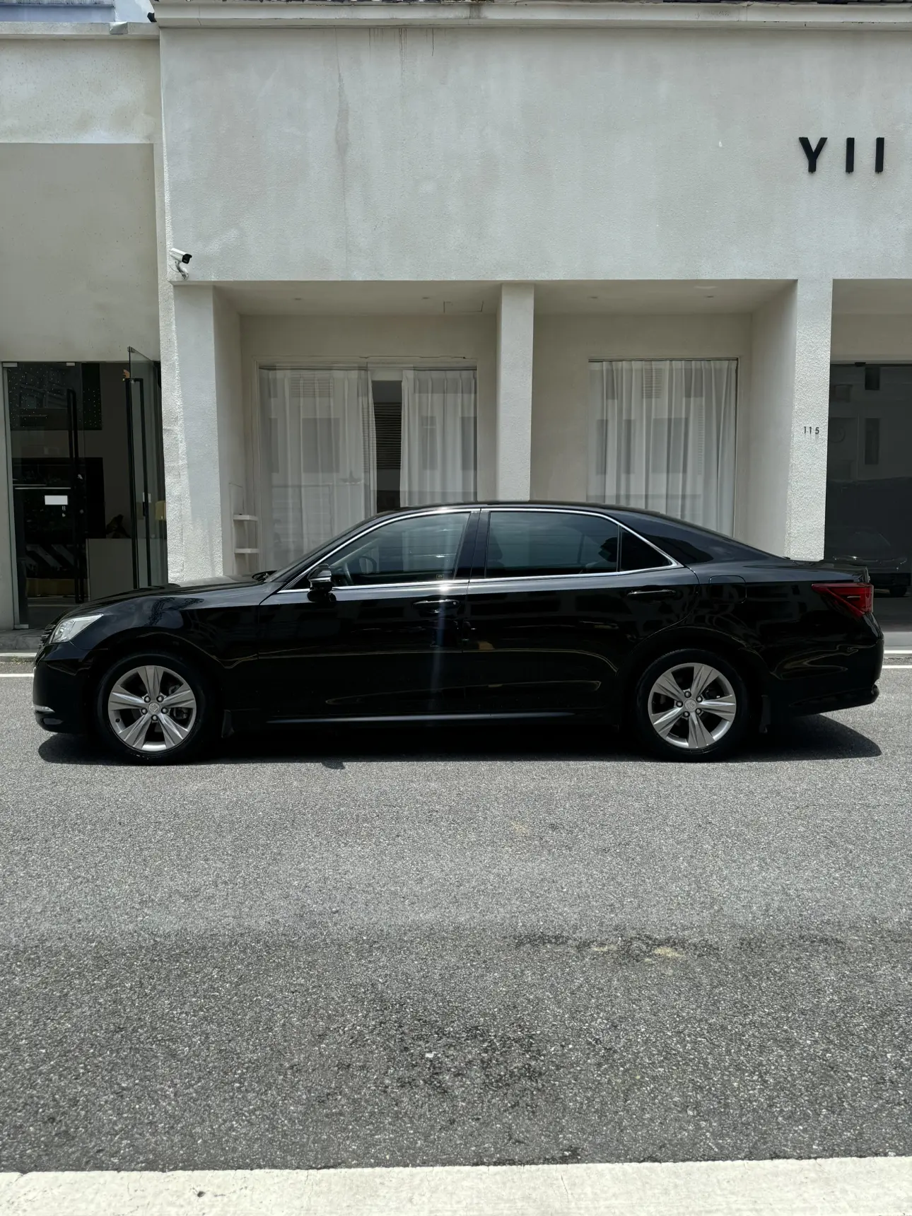Toyota crown