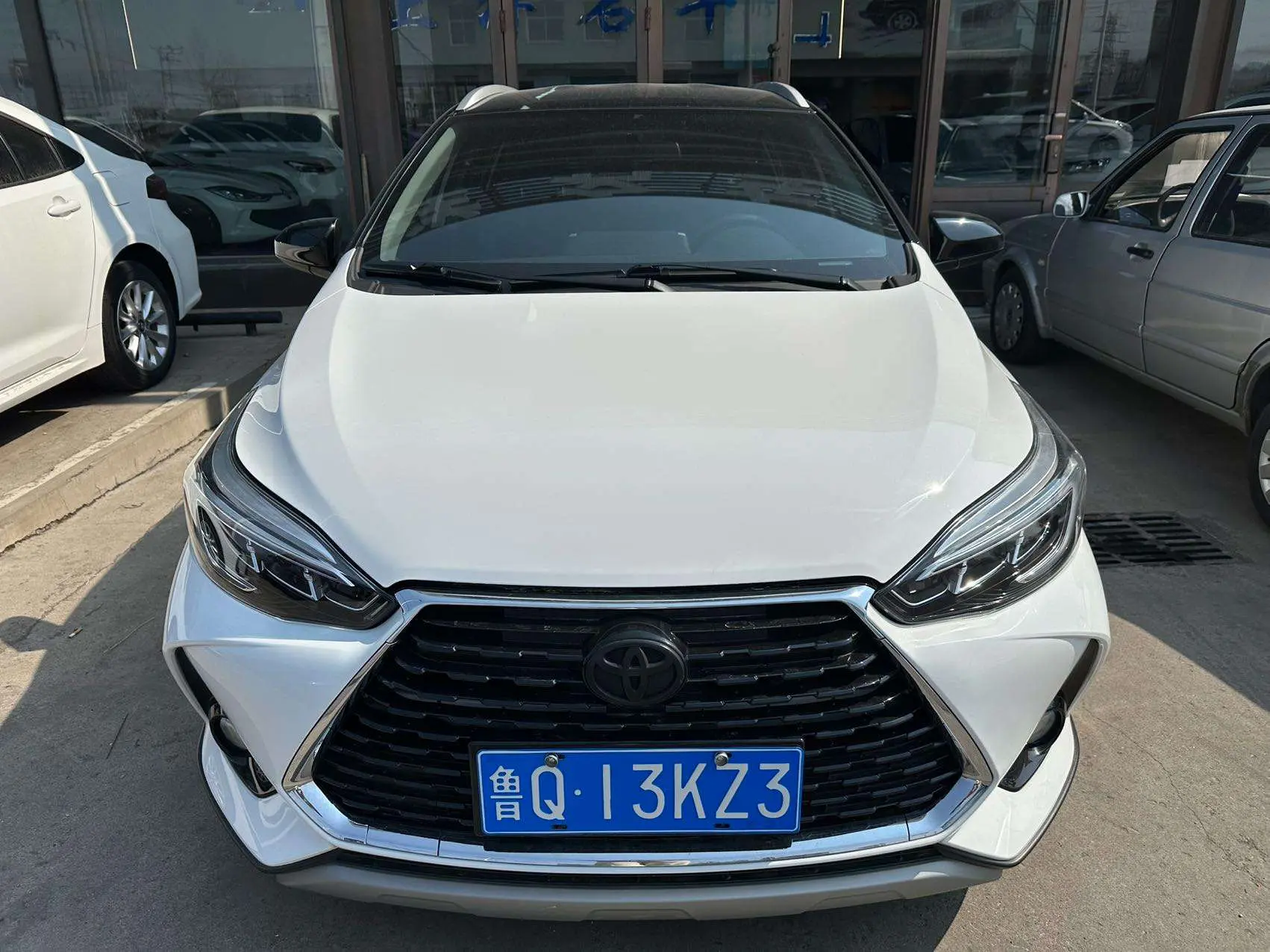 Toyota Yaris L