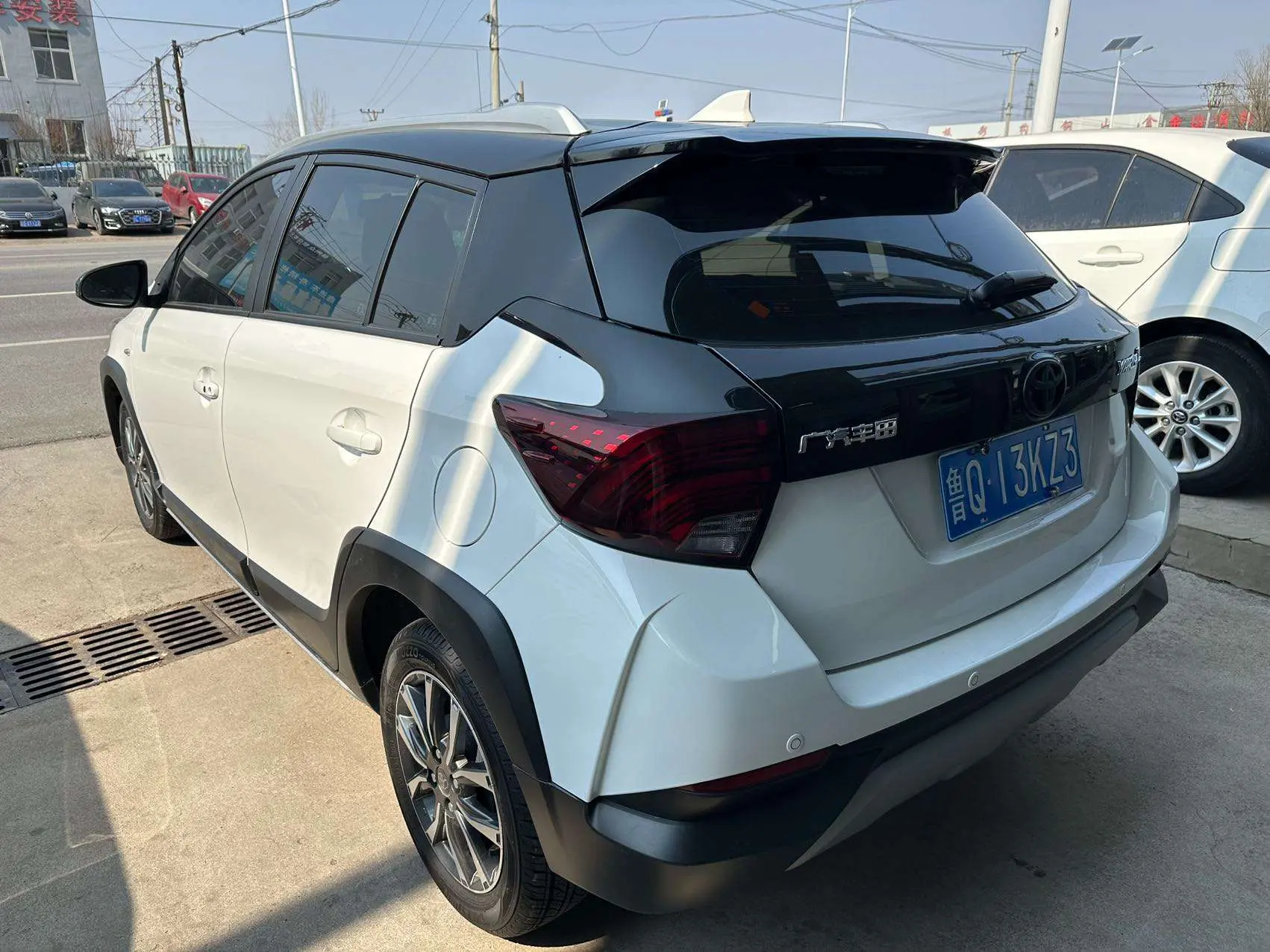 Toyota Yaris L