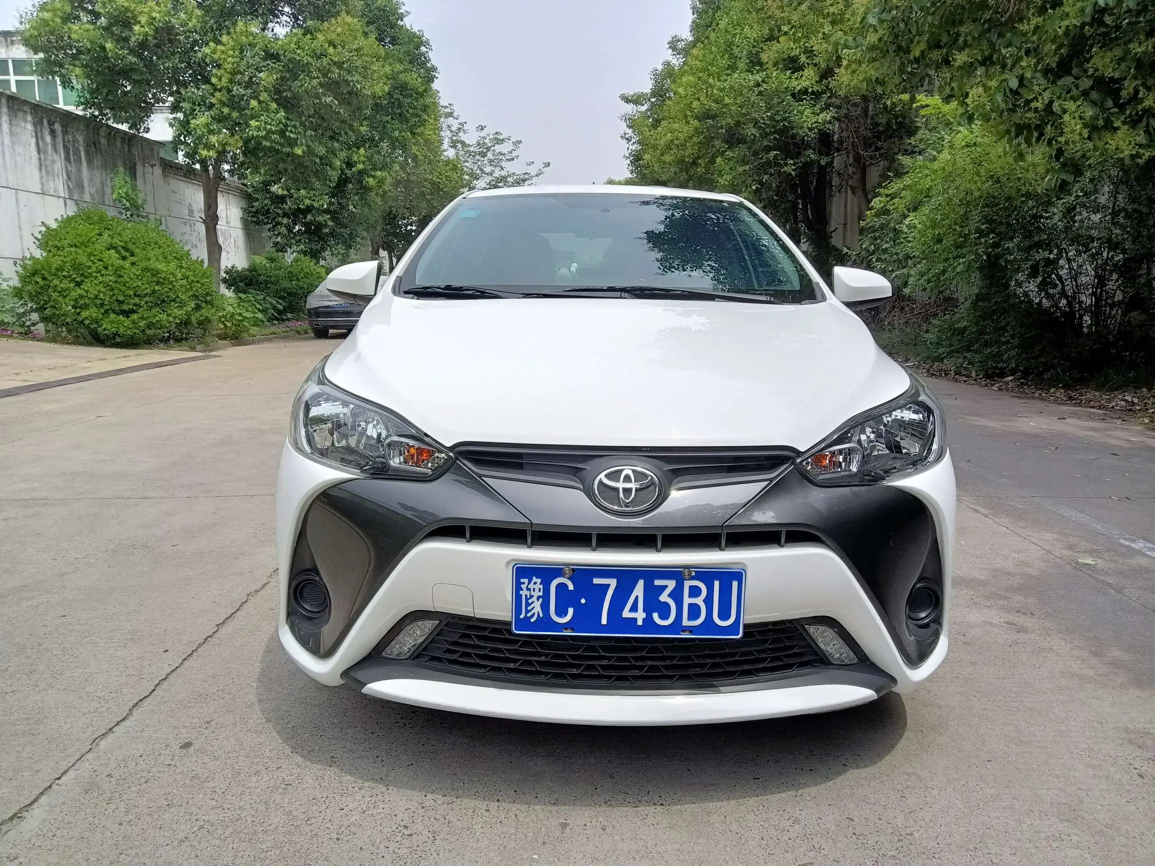 Toyota Yaris L