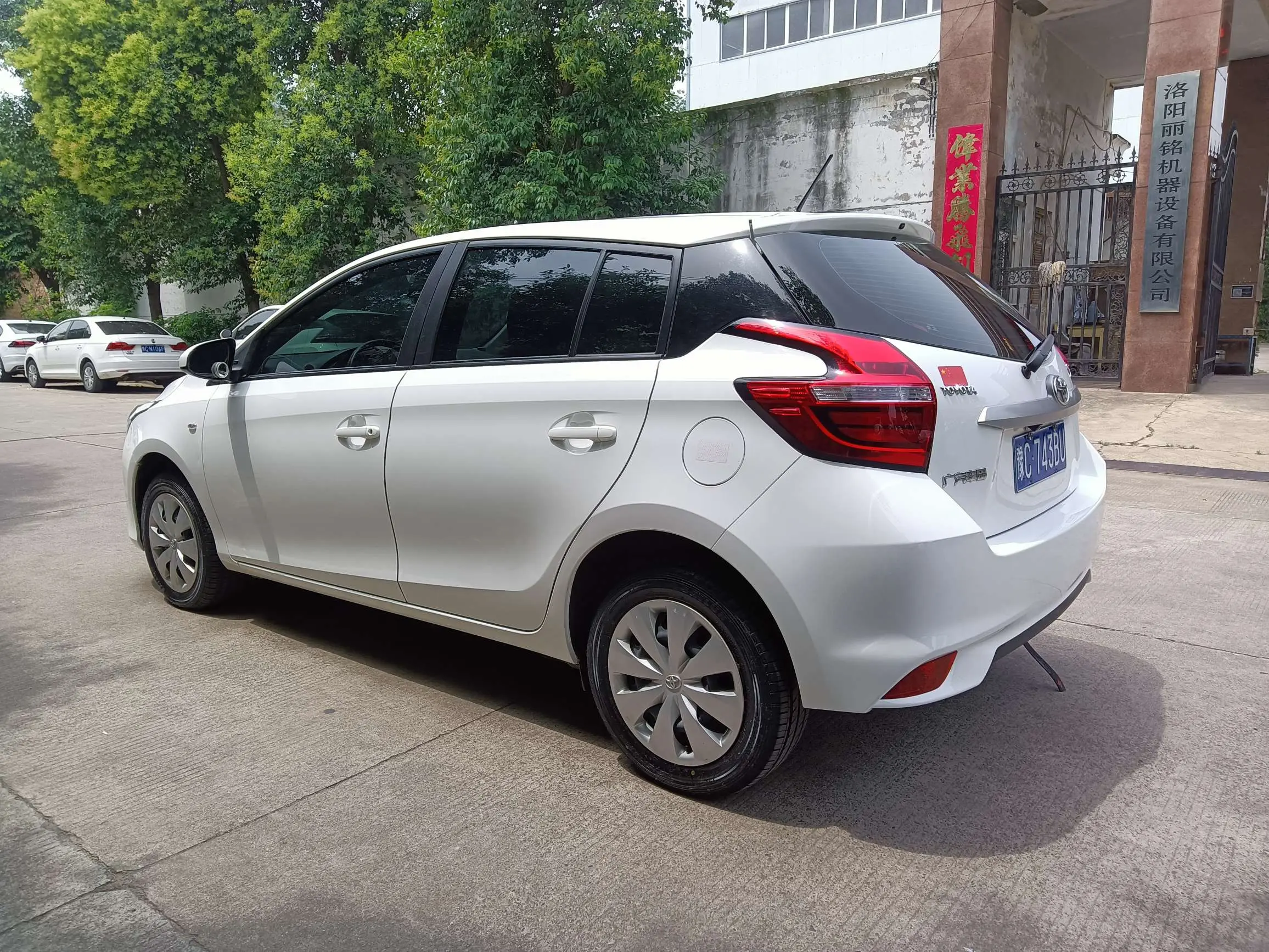 Toyota Yaris L