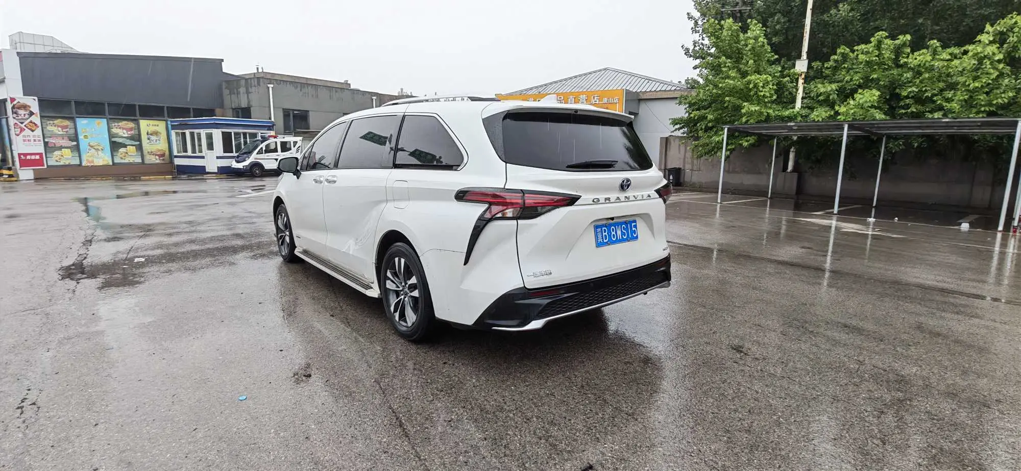 Toyota Granvia