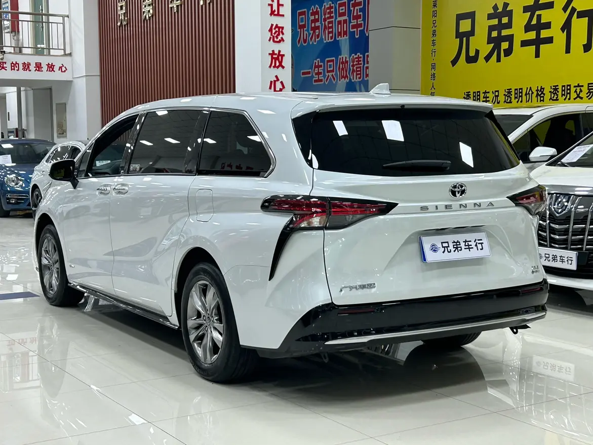Toyota Sienna