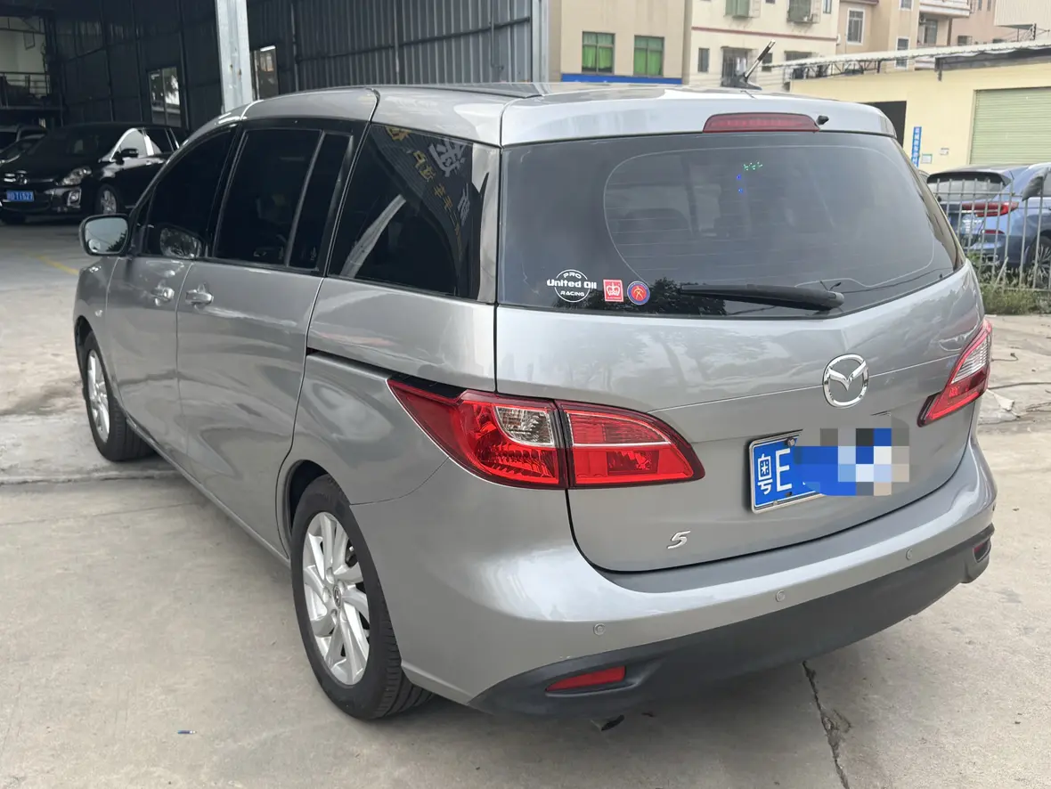 Mazda 5