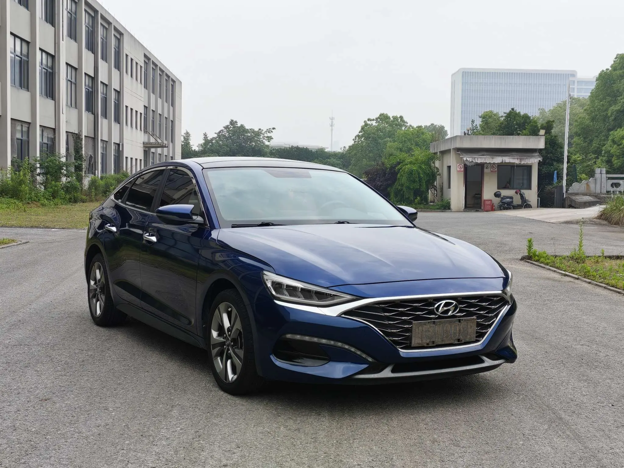 Hyundai Lafesta