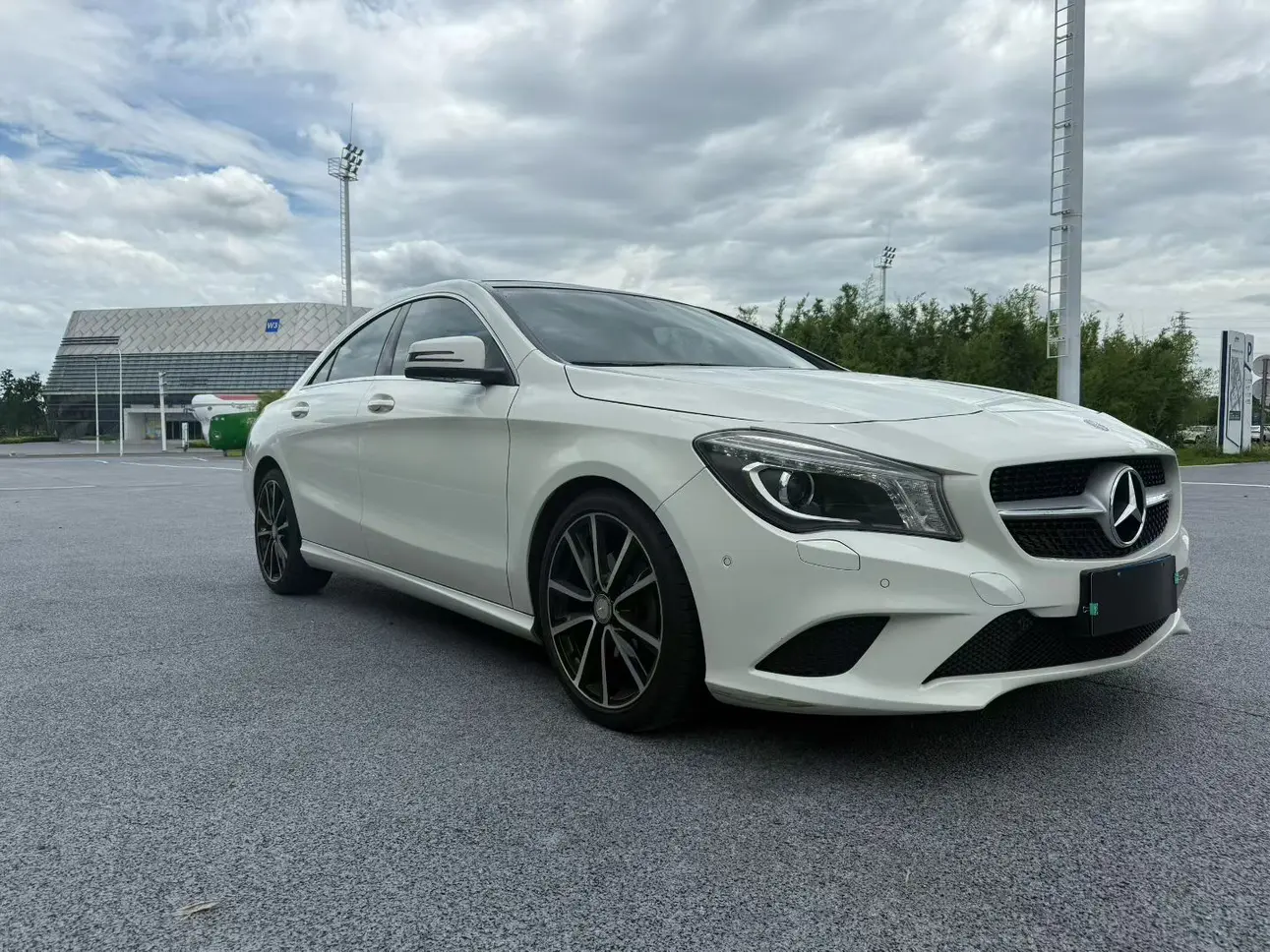 Mercedes-Benz CLA (Imported)