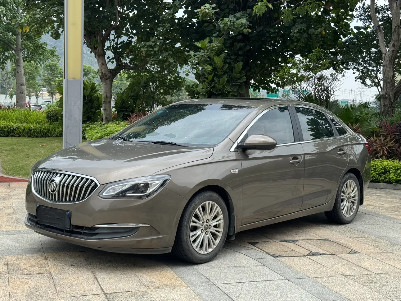 Buick Yinglang