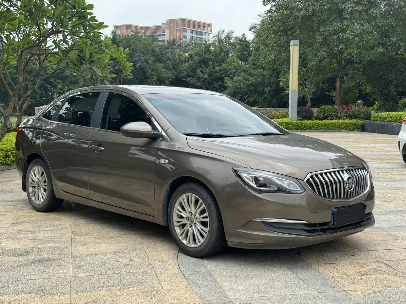 Buick Yinglang