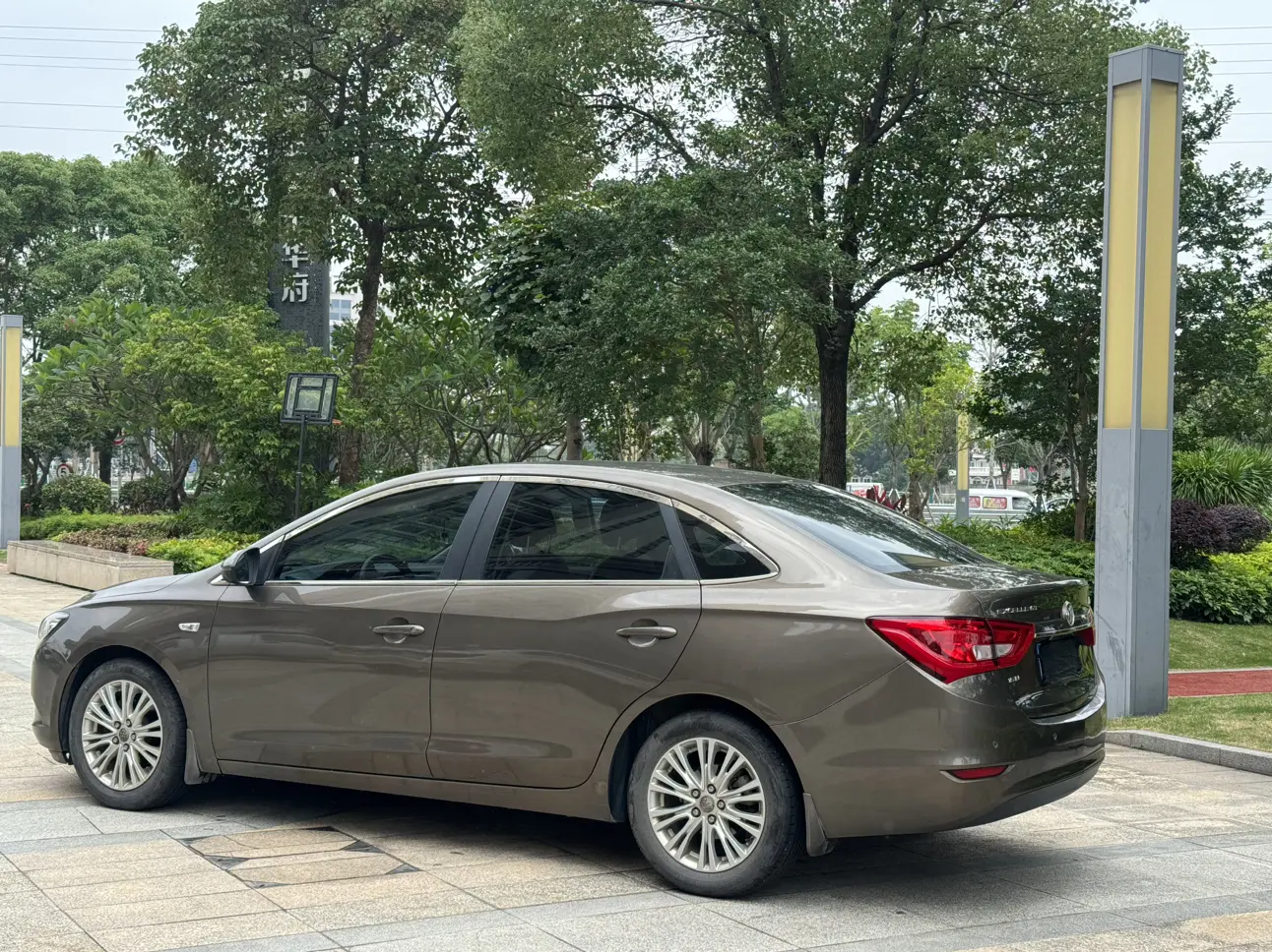 Buick Yinglang