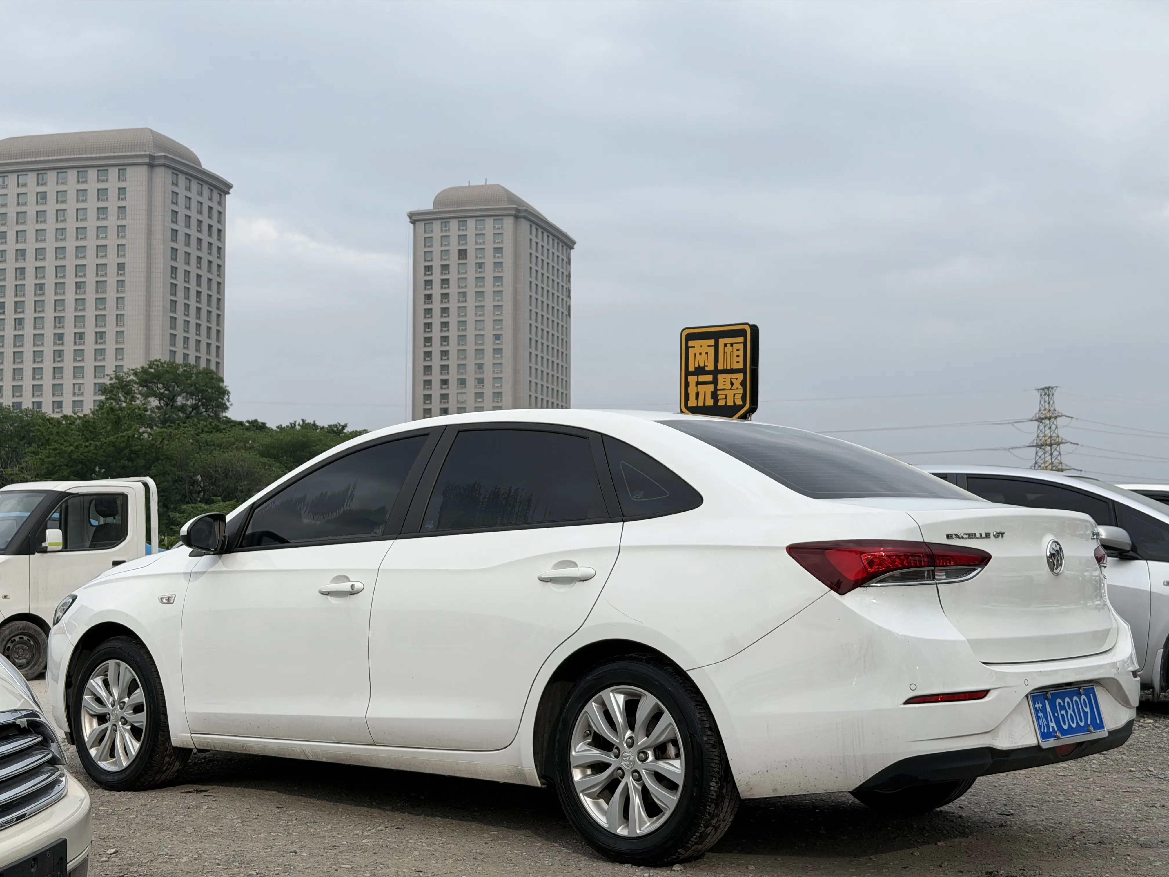 Buick Yinglang