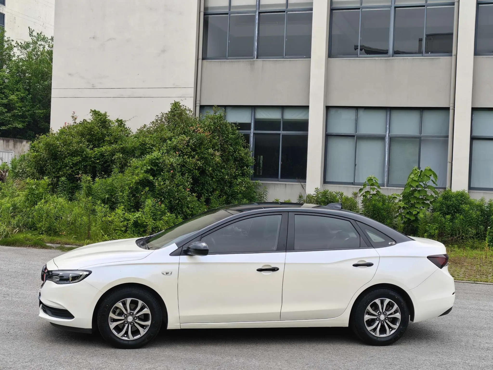 Buick Yinglang
