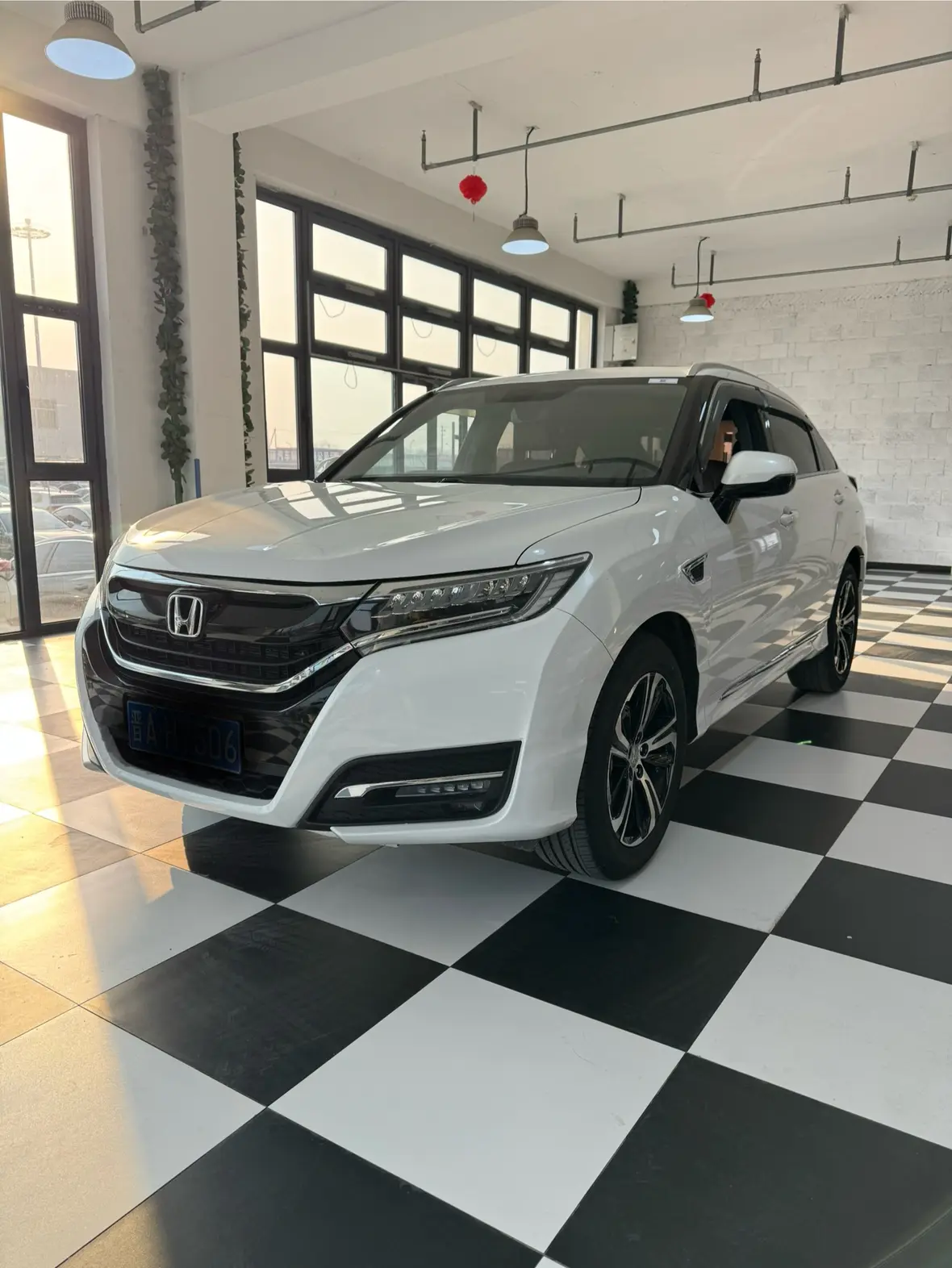 Honda UR-V