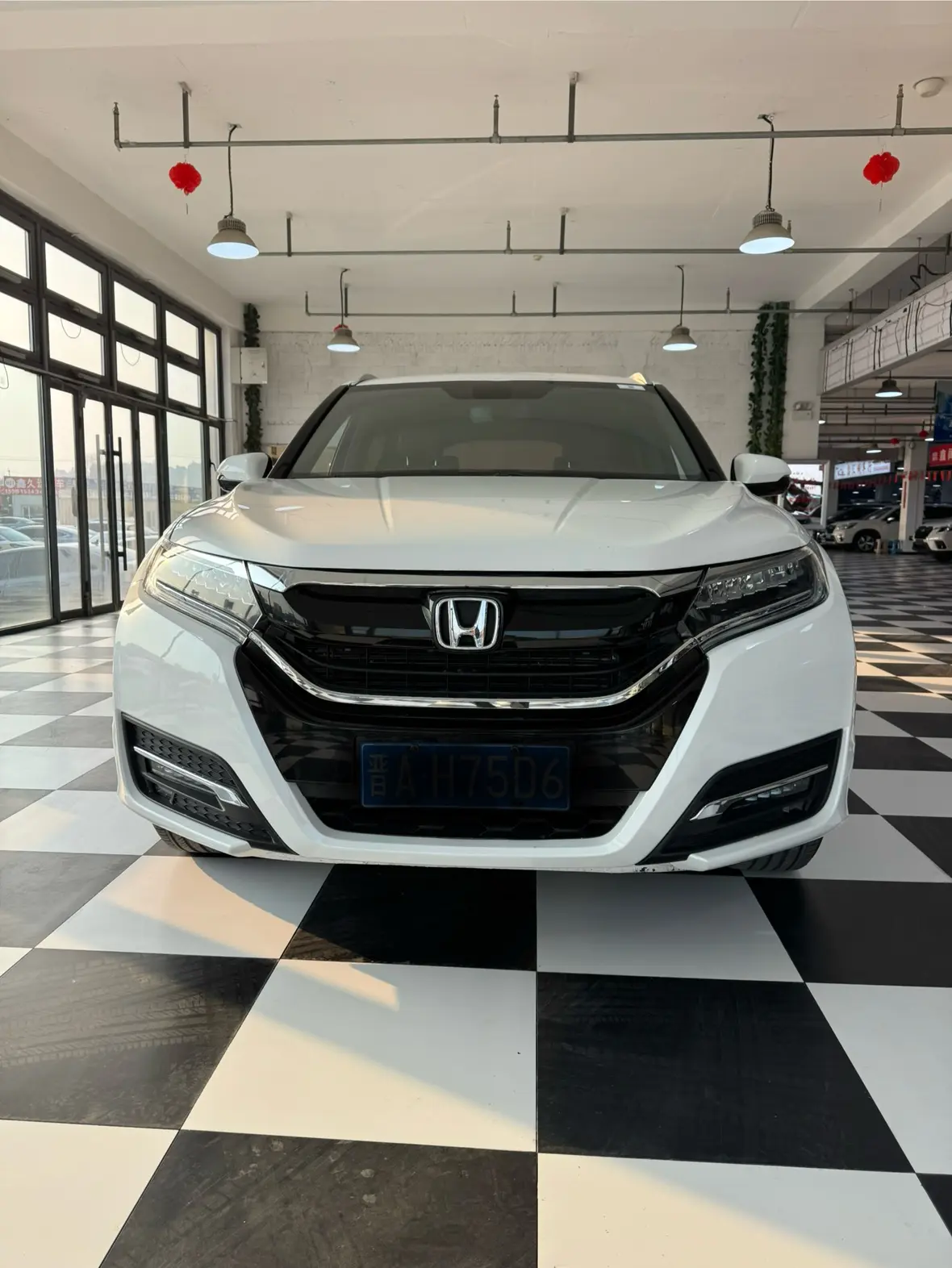 Honda UR-V