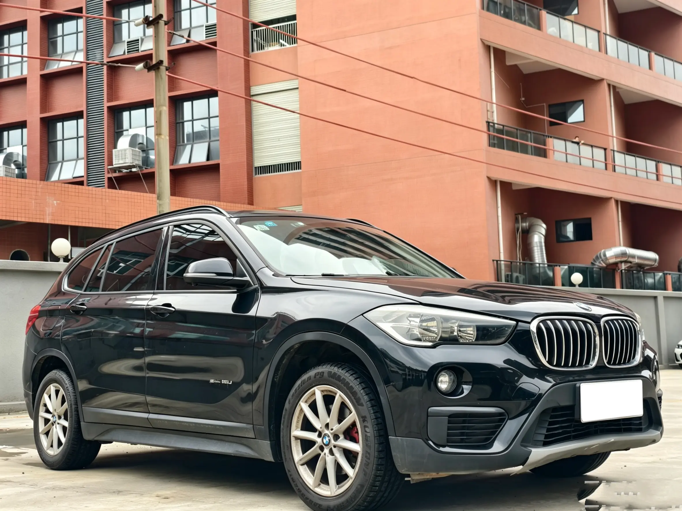 BMW X1