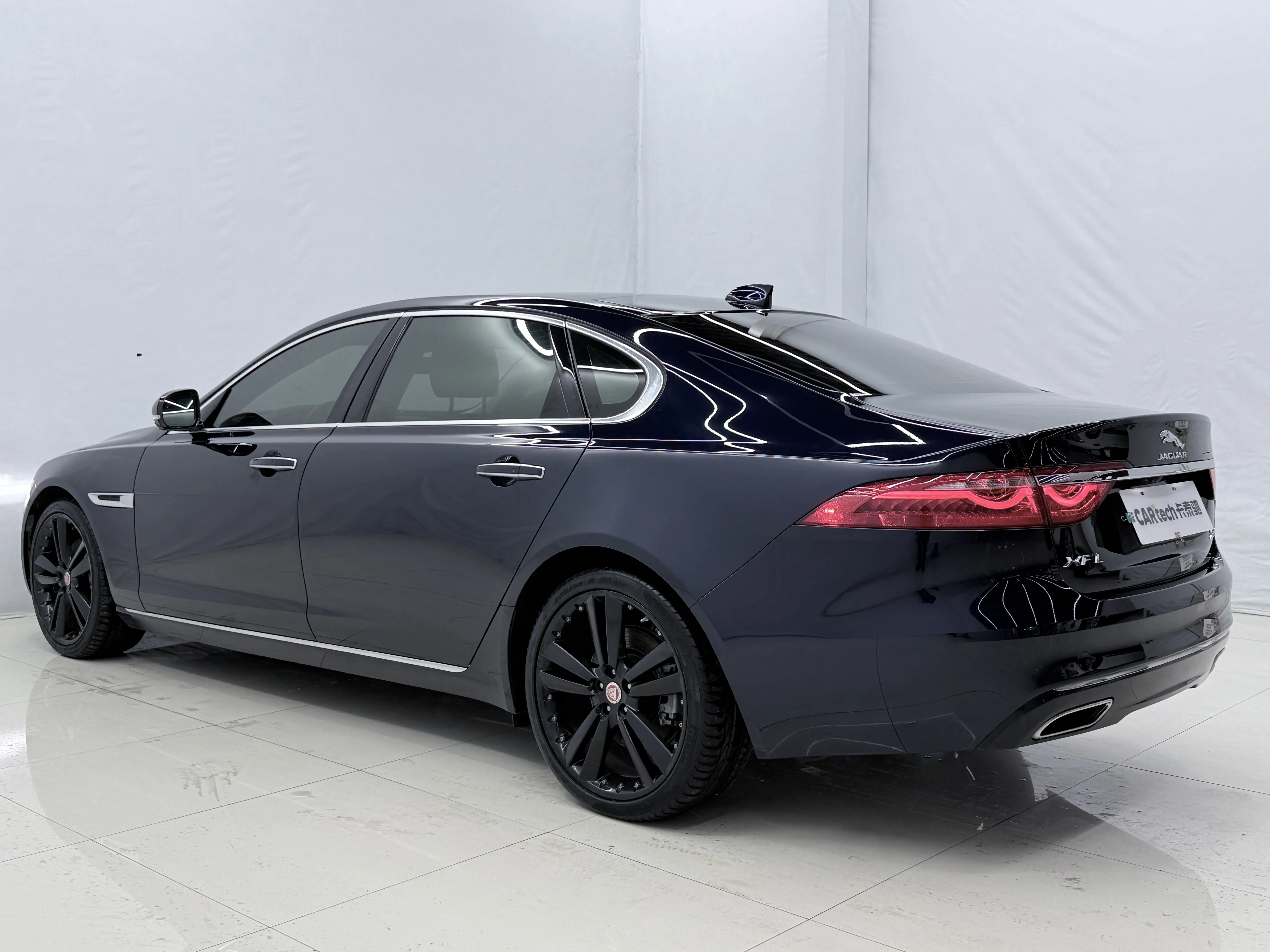 Jaguar XFL