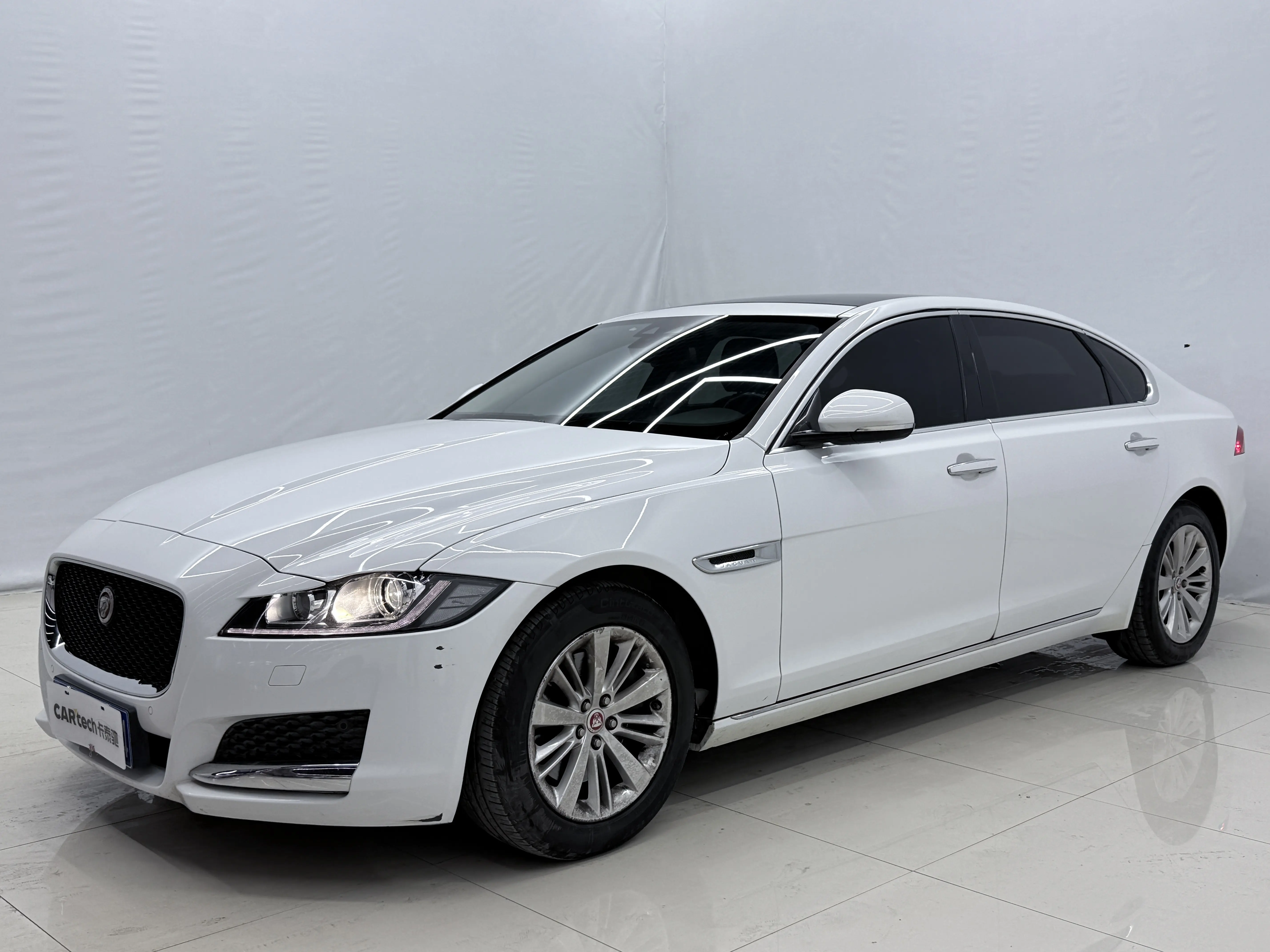 Jaguar XFL