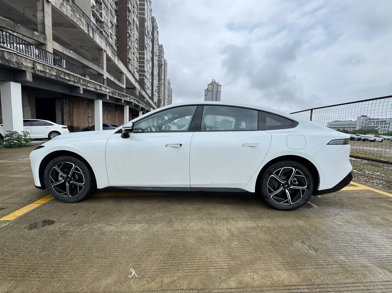 Dongfeng Yipai 007