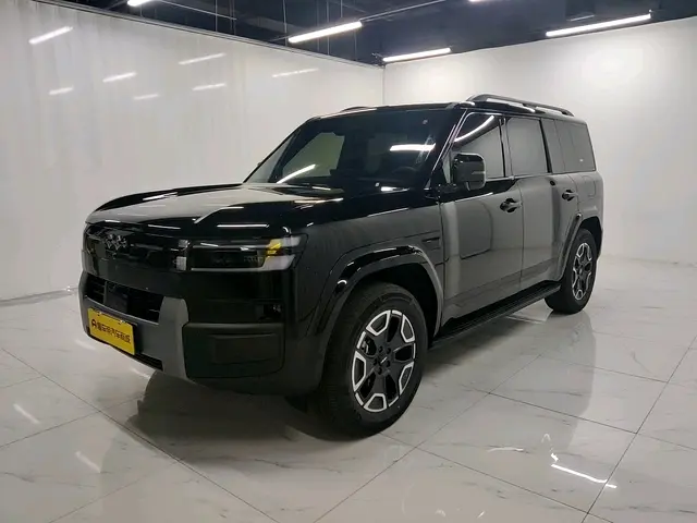 BYD Leopard Titanium 7 PHEV