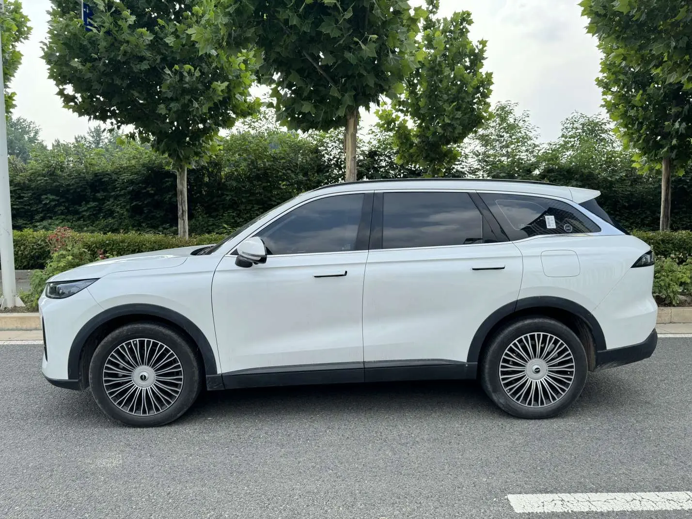 Chery Fengyun T9