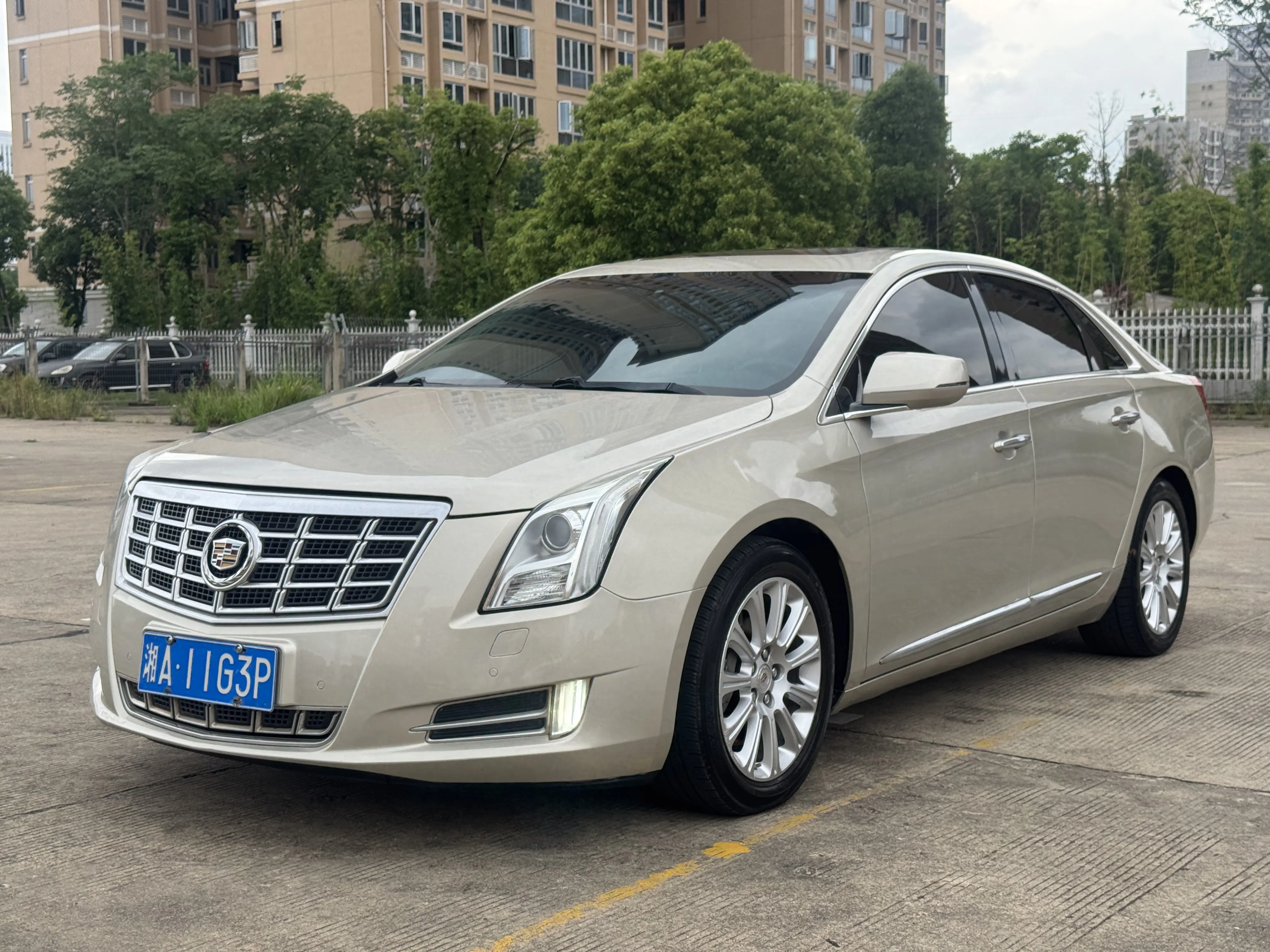 Cadillac XTS