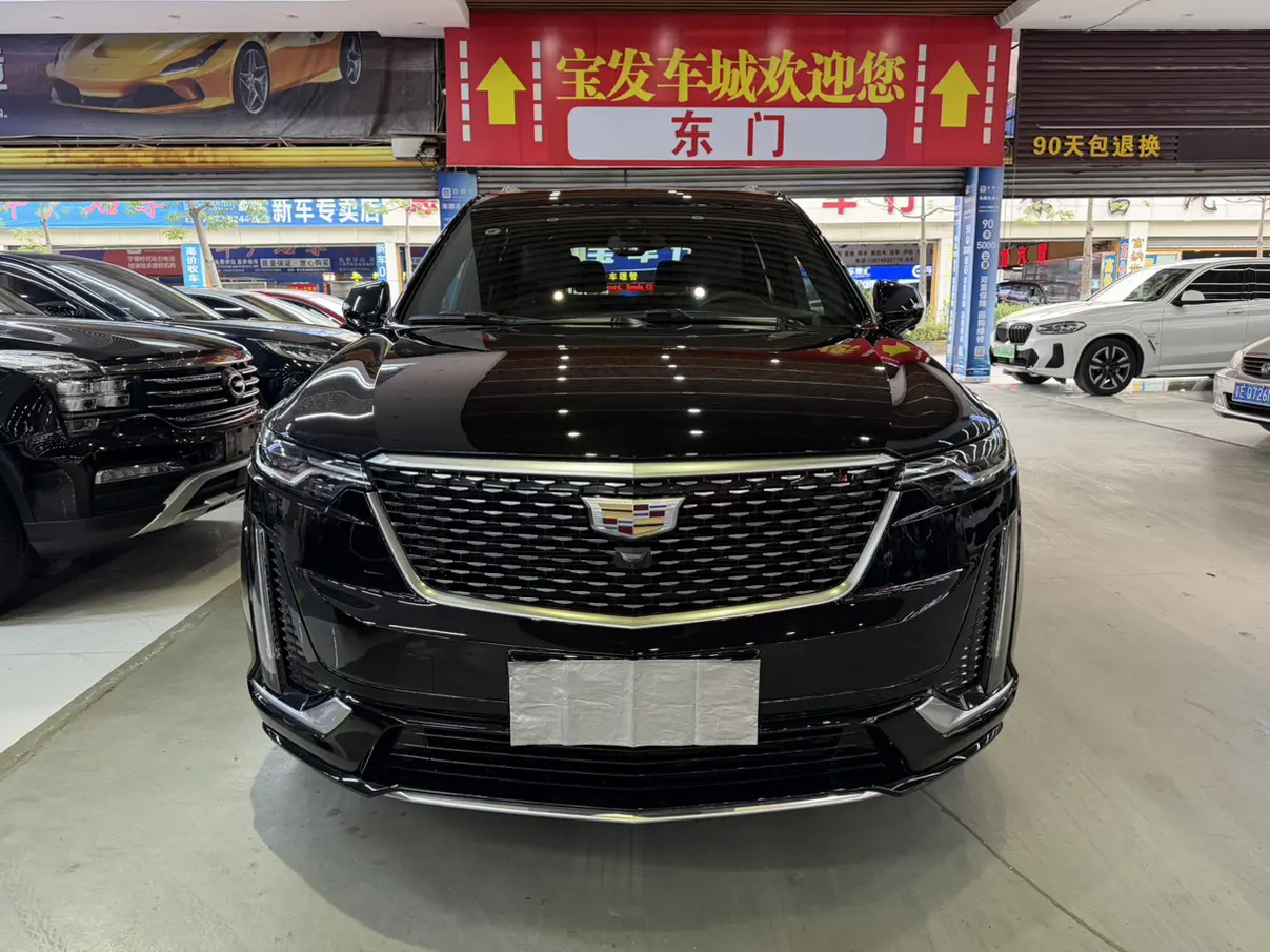 Cadillac XT6